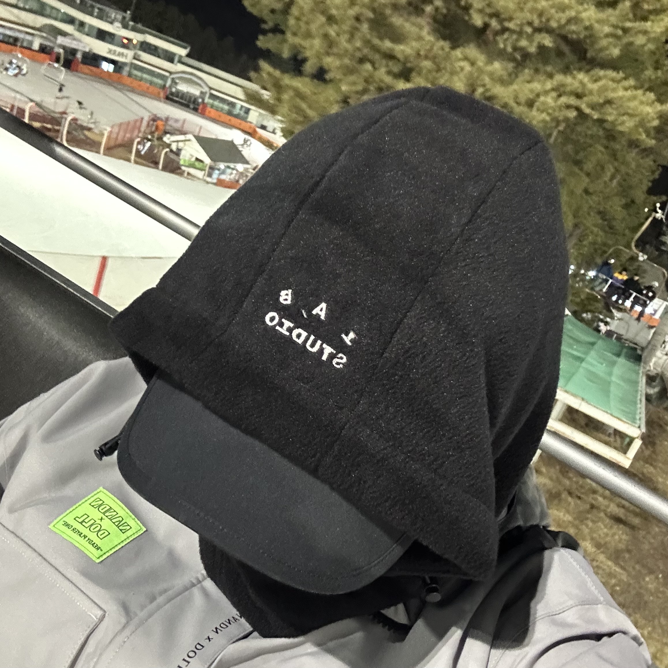 IAB Studio x Thor Balaclava & 1L Container Pack Black 착용 스타일