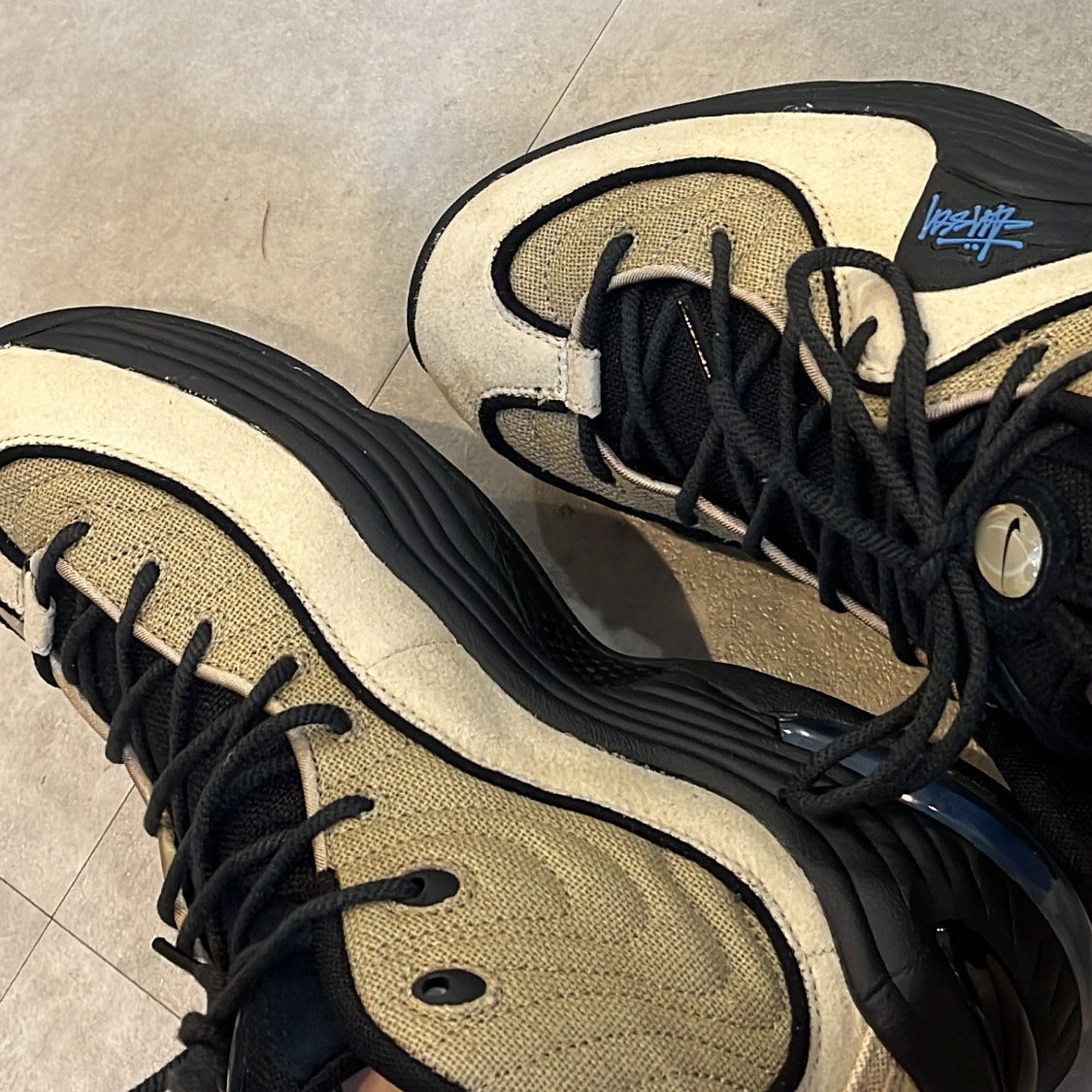 Nike x Stussy Air Penny II Rattan and Limestone 착용 스타일