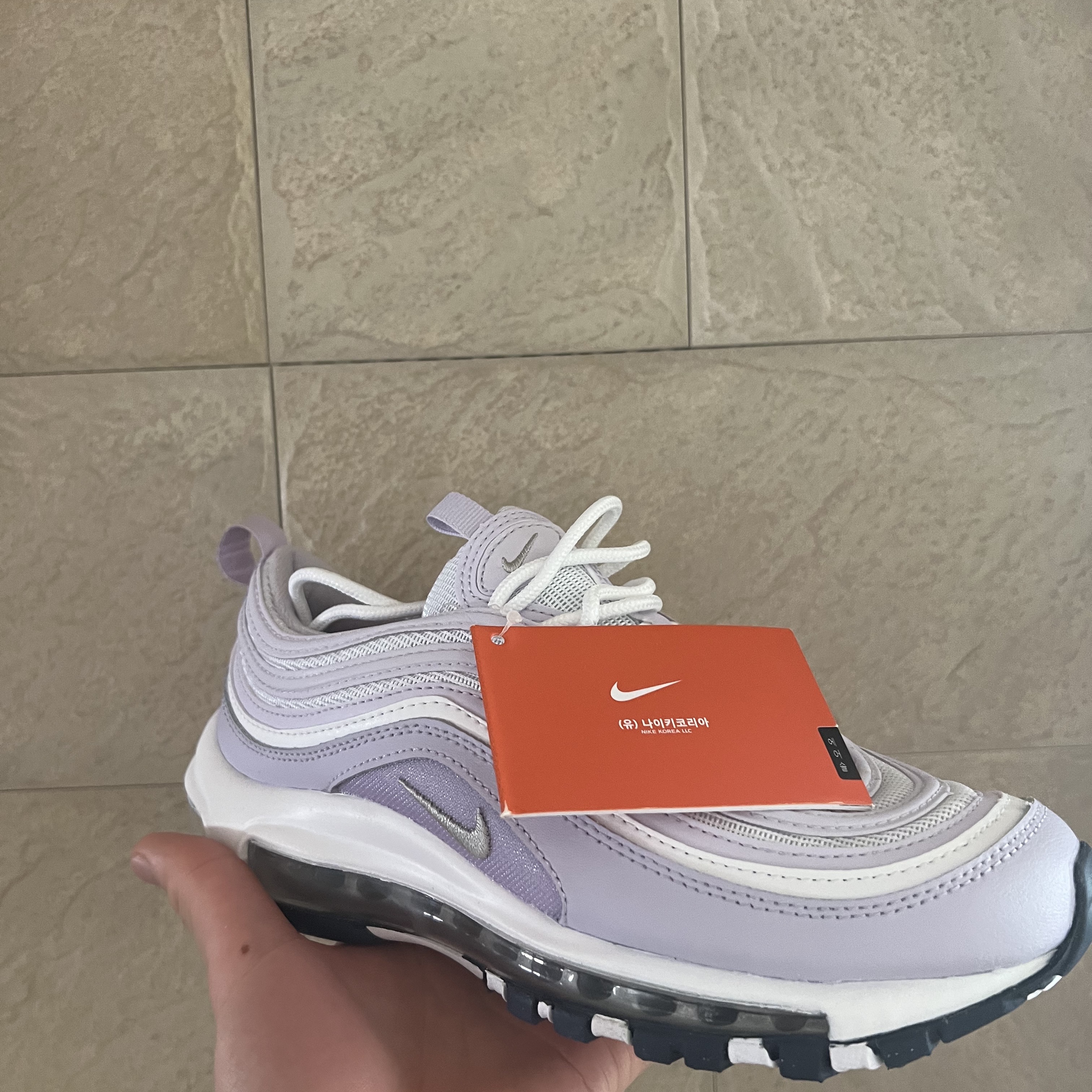 (GS) Nike Air Max 97 White Metallic Silver 착용 스타일
