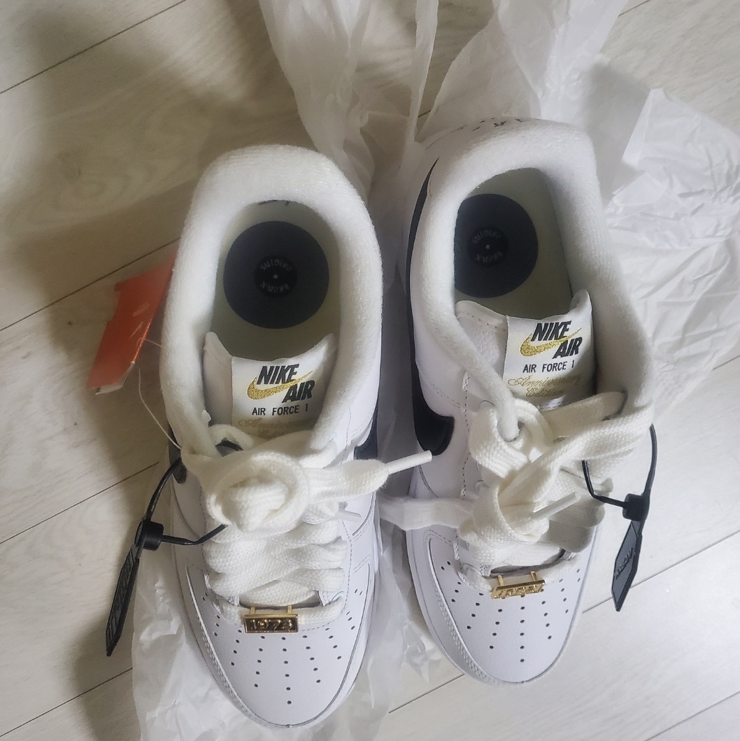 Nike Air Force 1 '07 PRM Bronx Origins 착용 스타일 - 2