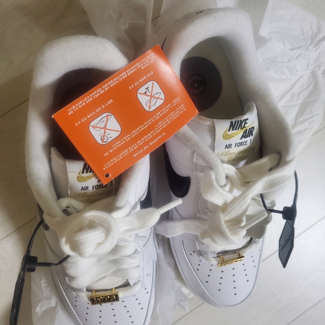 Nike Air Force 1 '07 PRM Bronx Origins 착용 스타일 - 1