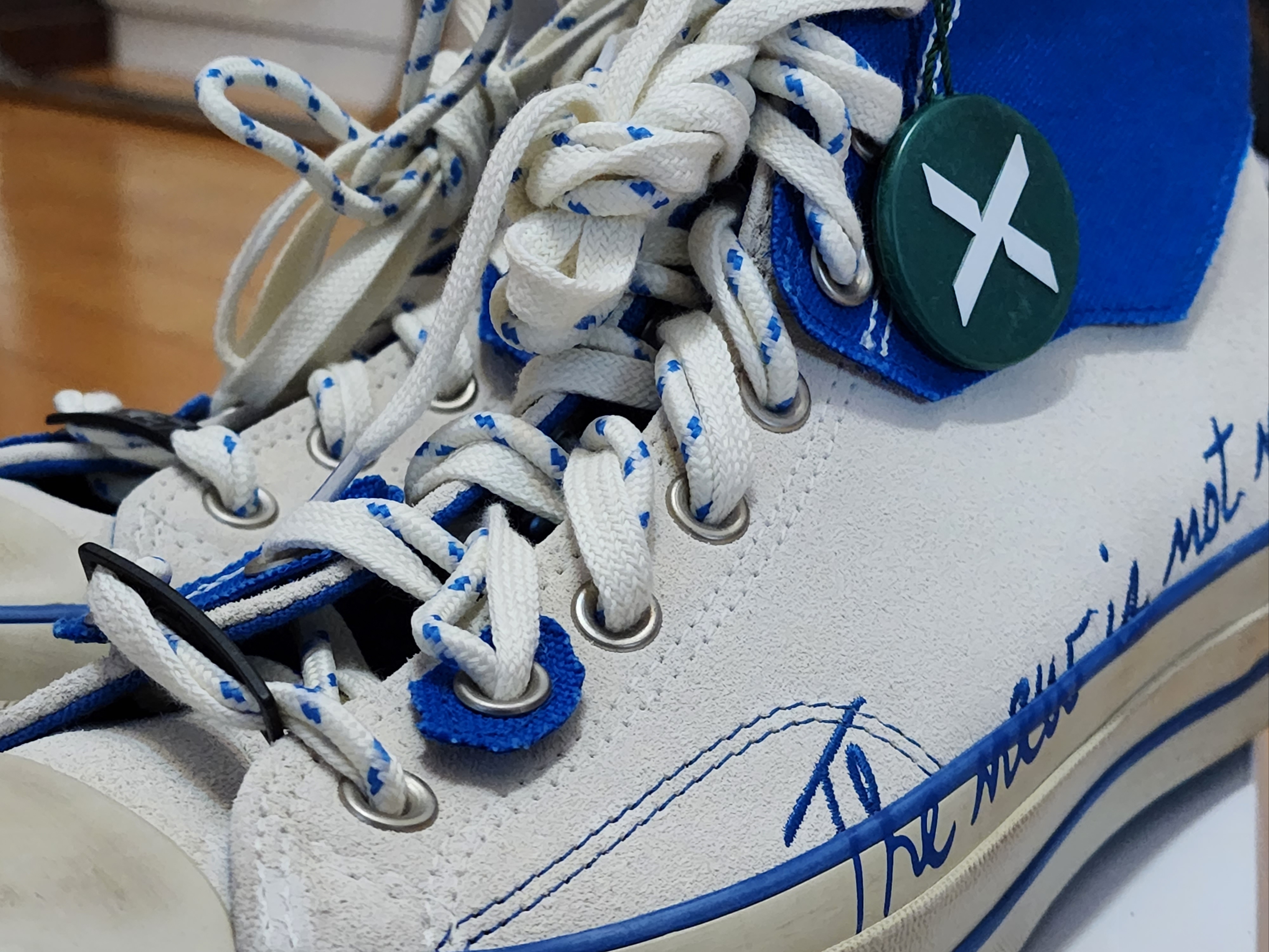 Converse x Ader Error Chuck 70 High White 착용 스타일 - 3