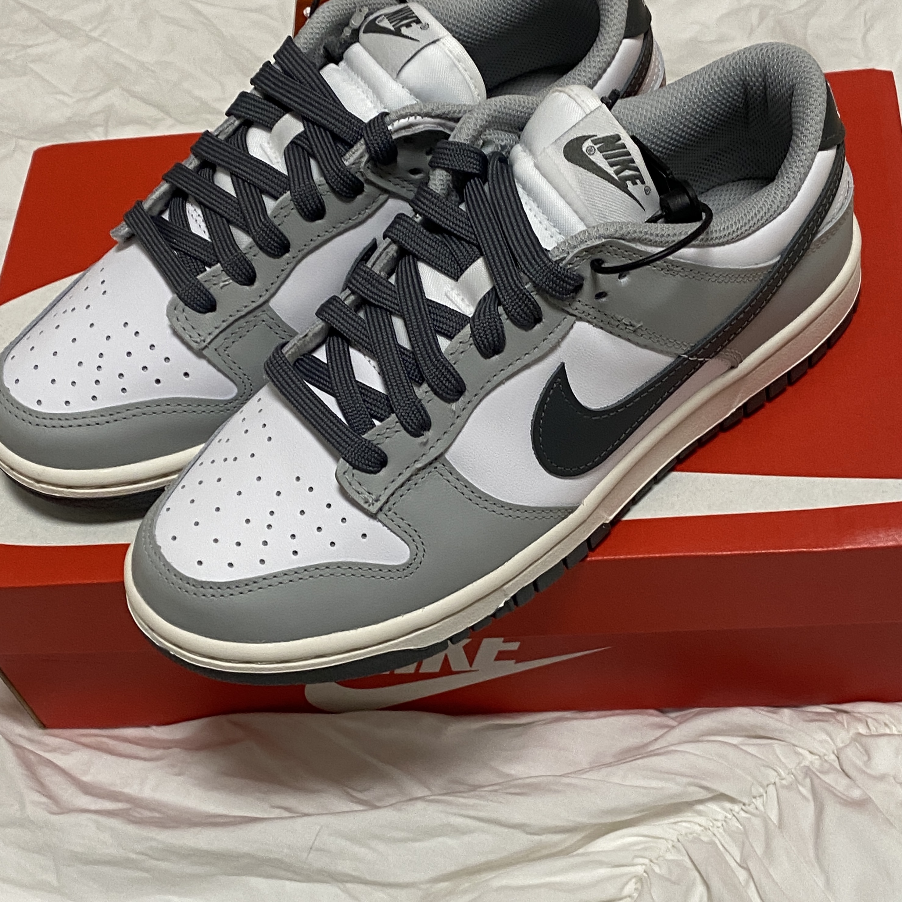(W) Nike Dunk Low Light Smoke Grey 착용 스타일