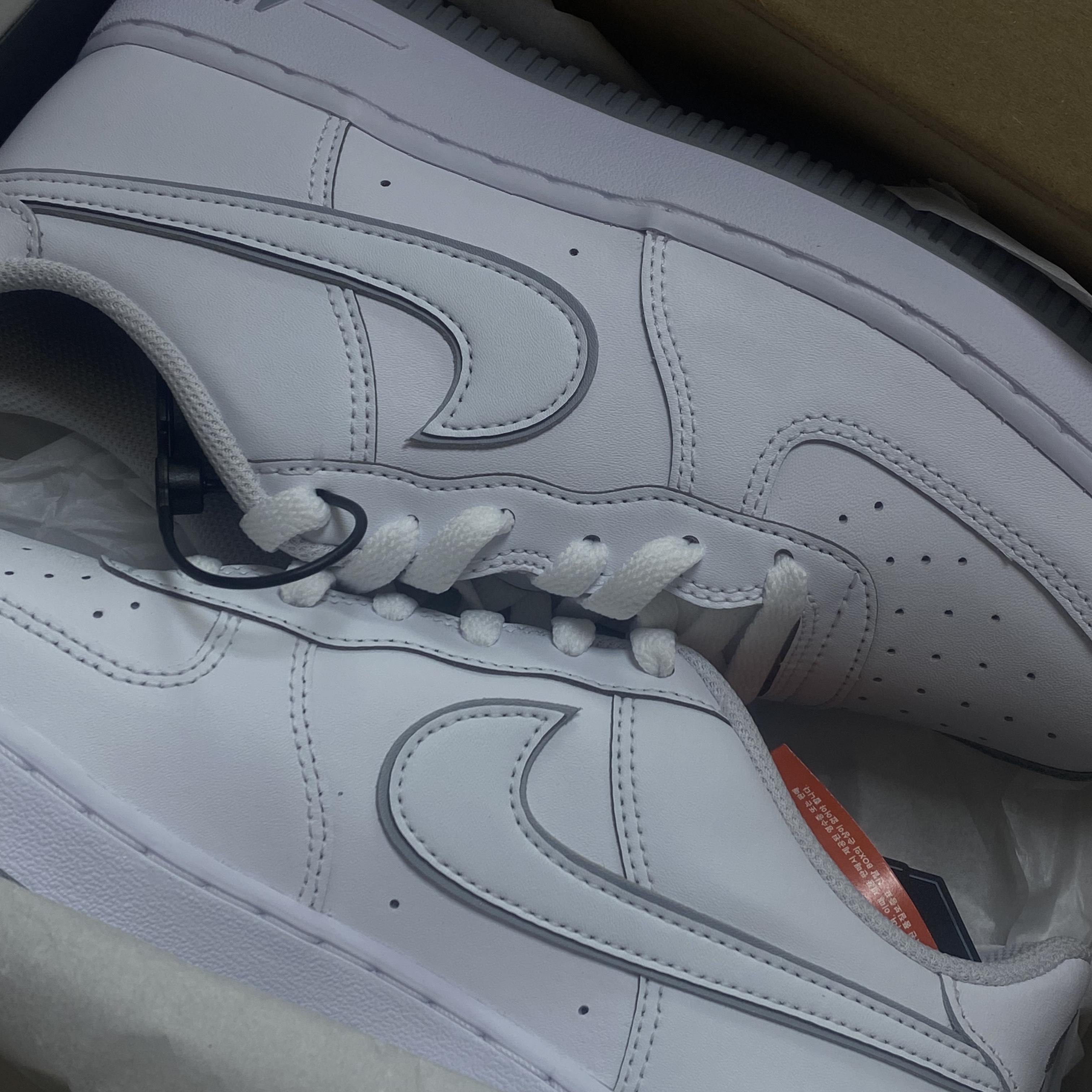 (GS) Nike Air Force 1 White Wolf Grey 착용 스타일