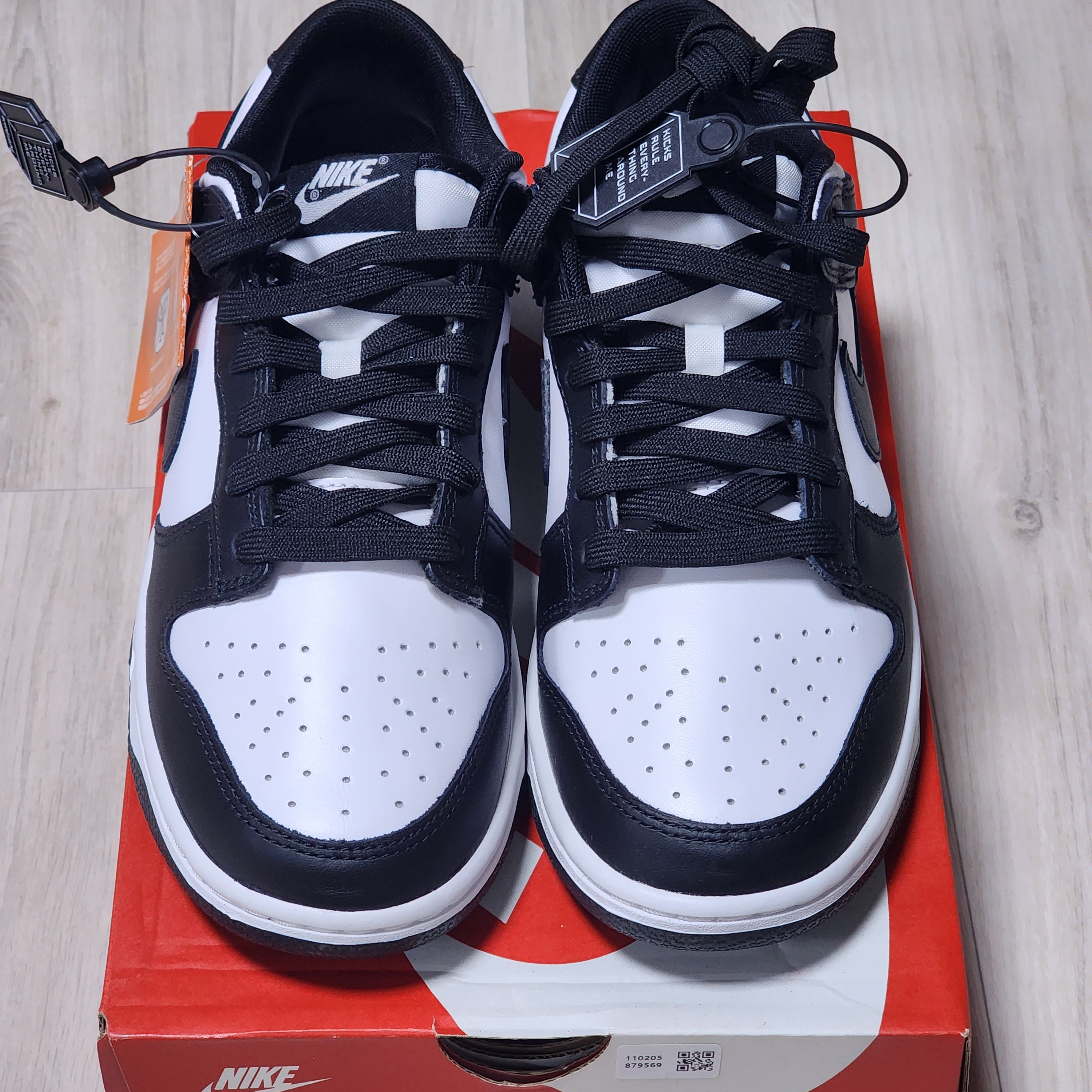 Nike Dunk Low Retro Black 착용 스타일 - 1