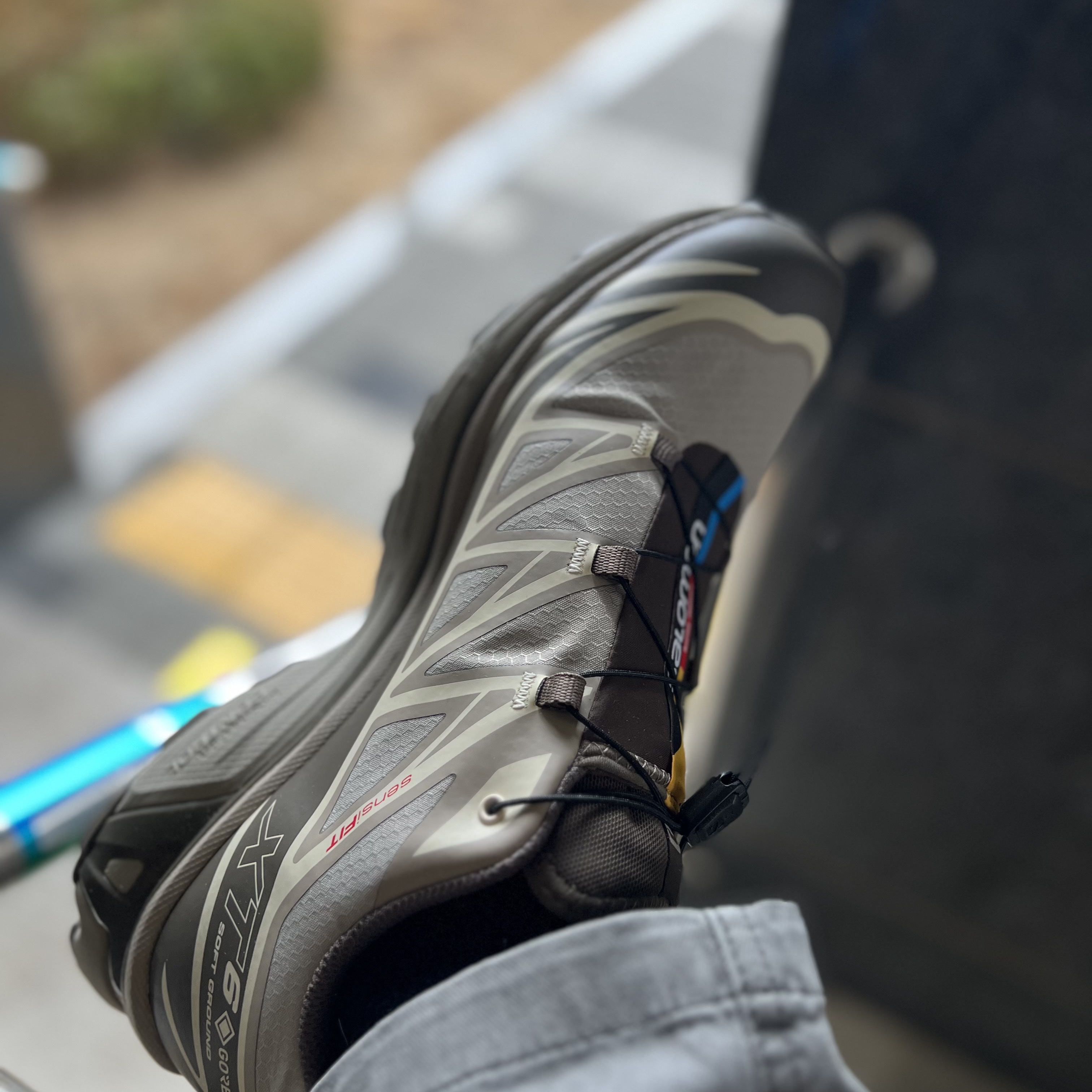 Salomon XT-6 Gore-Tex Vintage Khaki 착용 스타일 - 3