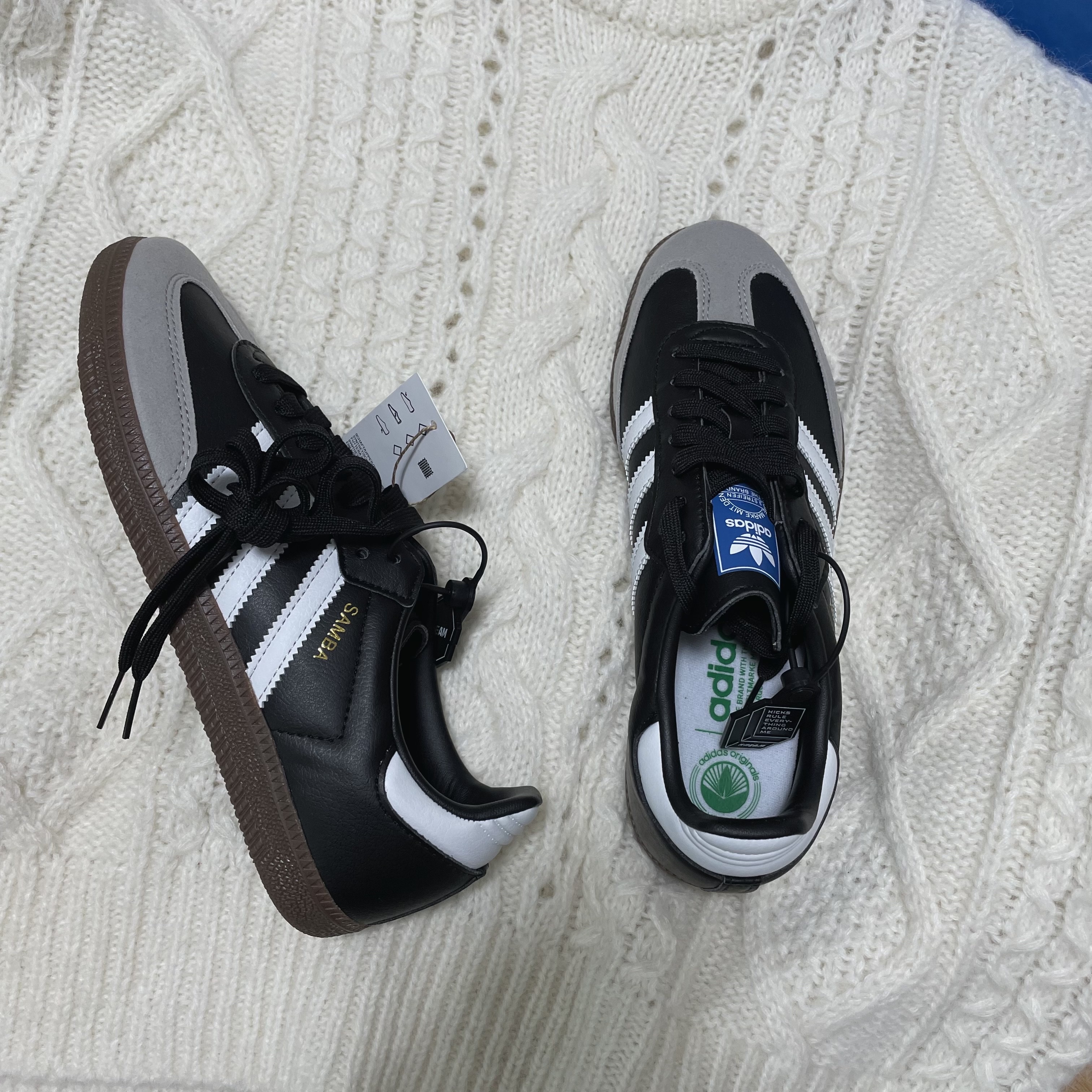 Adidas Samba Vegan Black White 착용 스타일 - 1