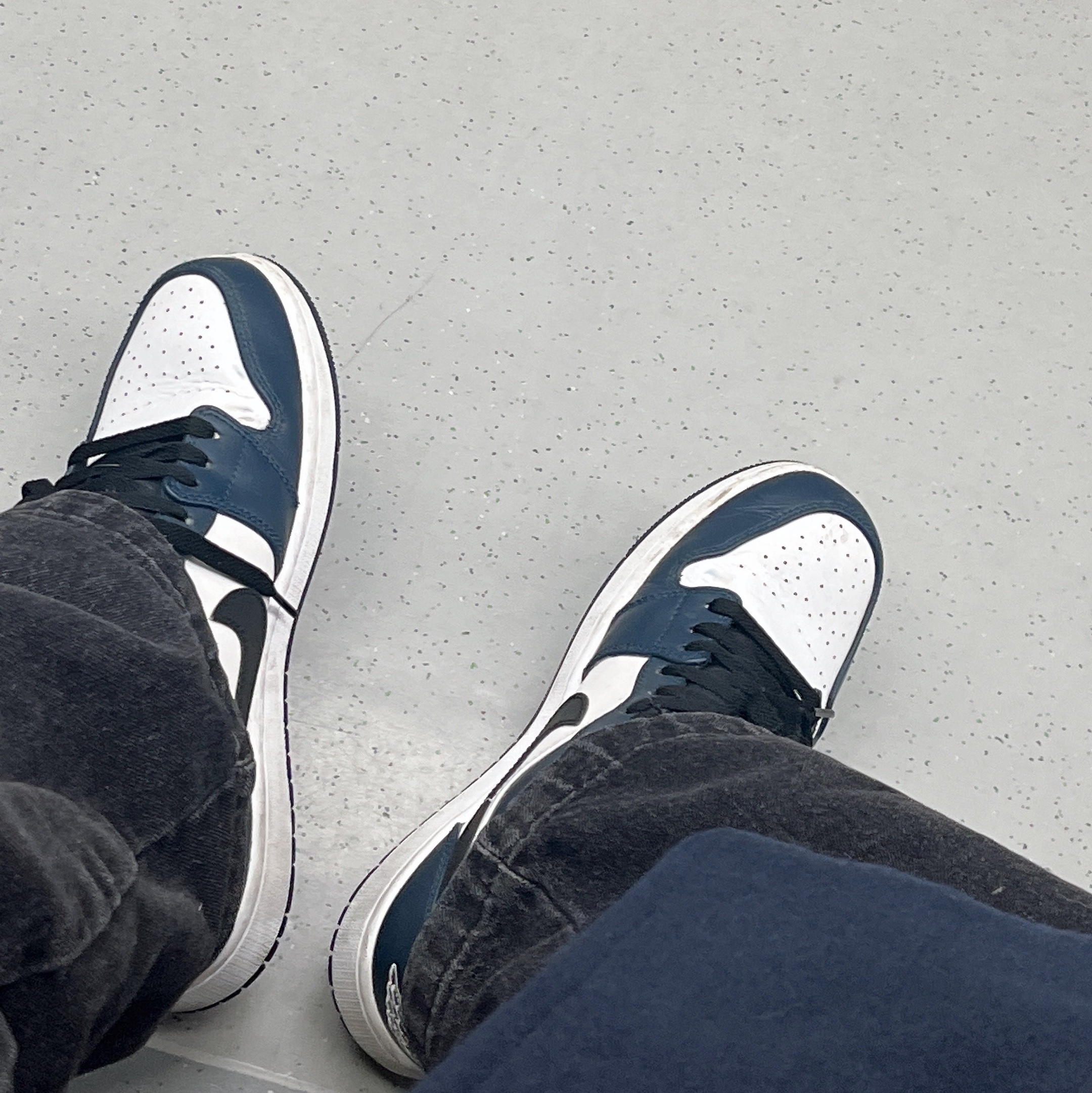 Jordan 1 Low Dark Teal 착용 스타일