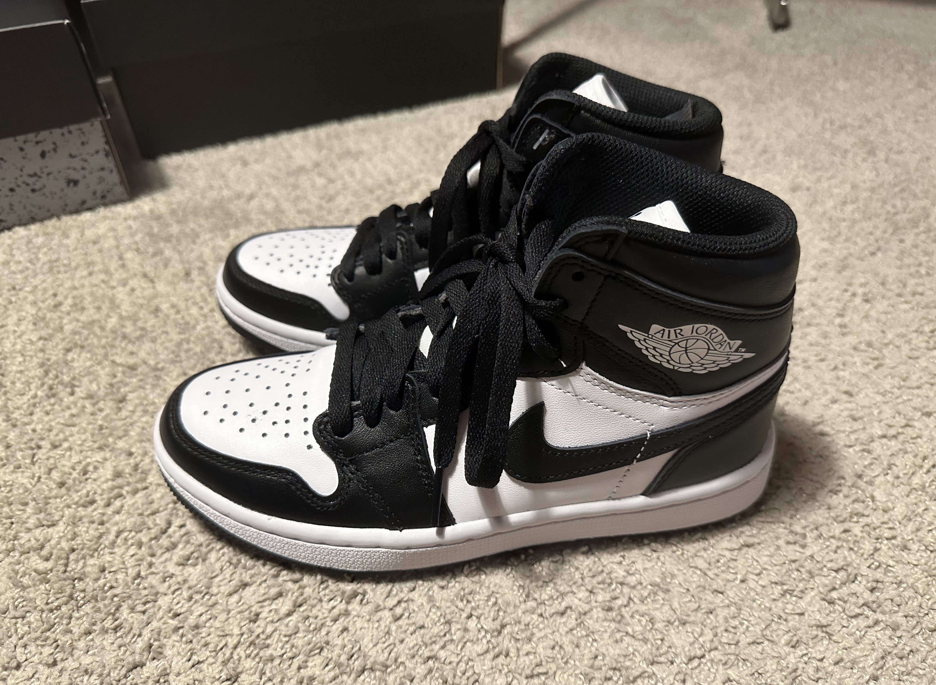 Jordan 1 High Golf White Black 착용 스타일 - 2