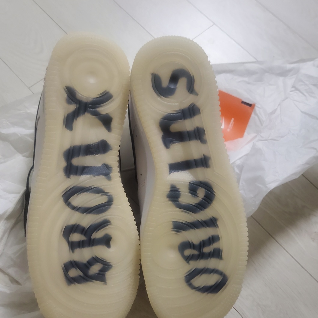 Nike Air Force 1 '07 PRM Bronx Origins 착용 스타일 - 5