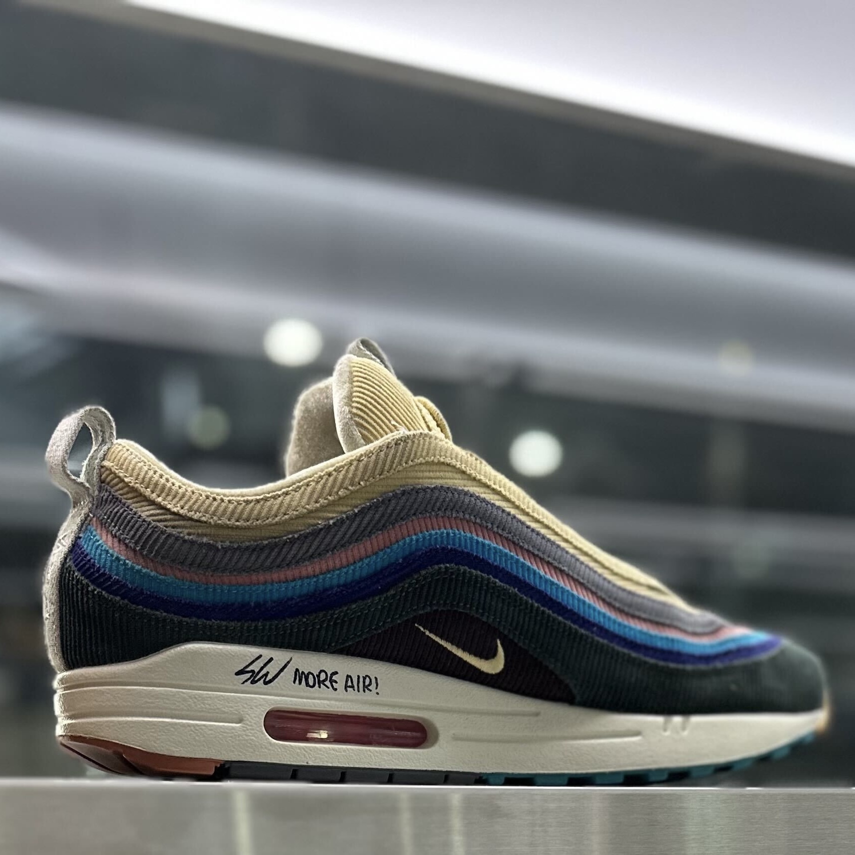 Nike x Sean Wotherspoon Air Max 1/97 착용 스타일