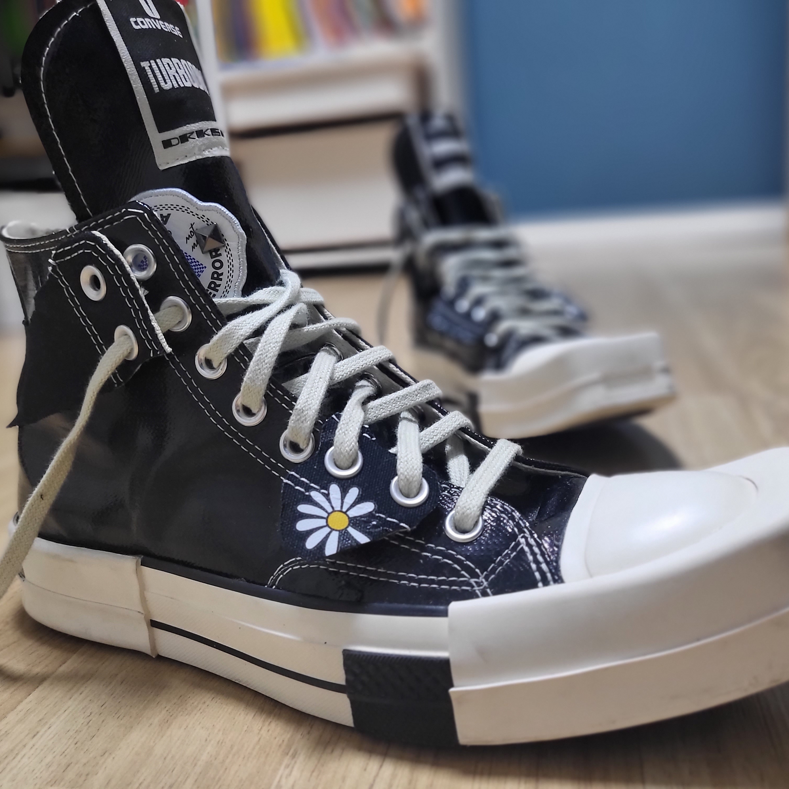 Converse x Drkshdw Turbodrk Chuck 70 Hi Black Lacquered Denim 착용 스타일 - 5