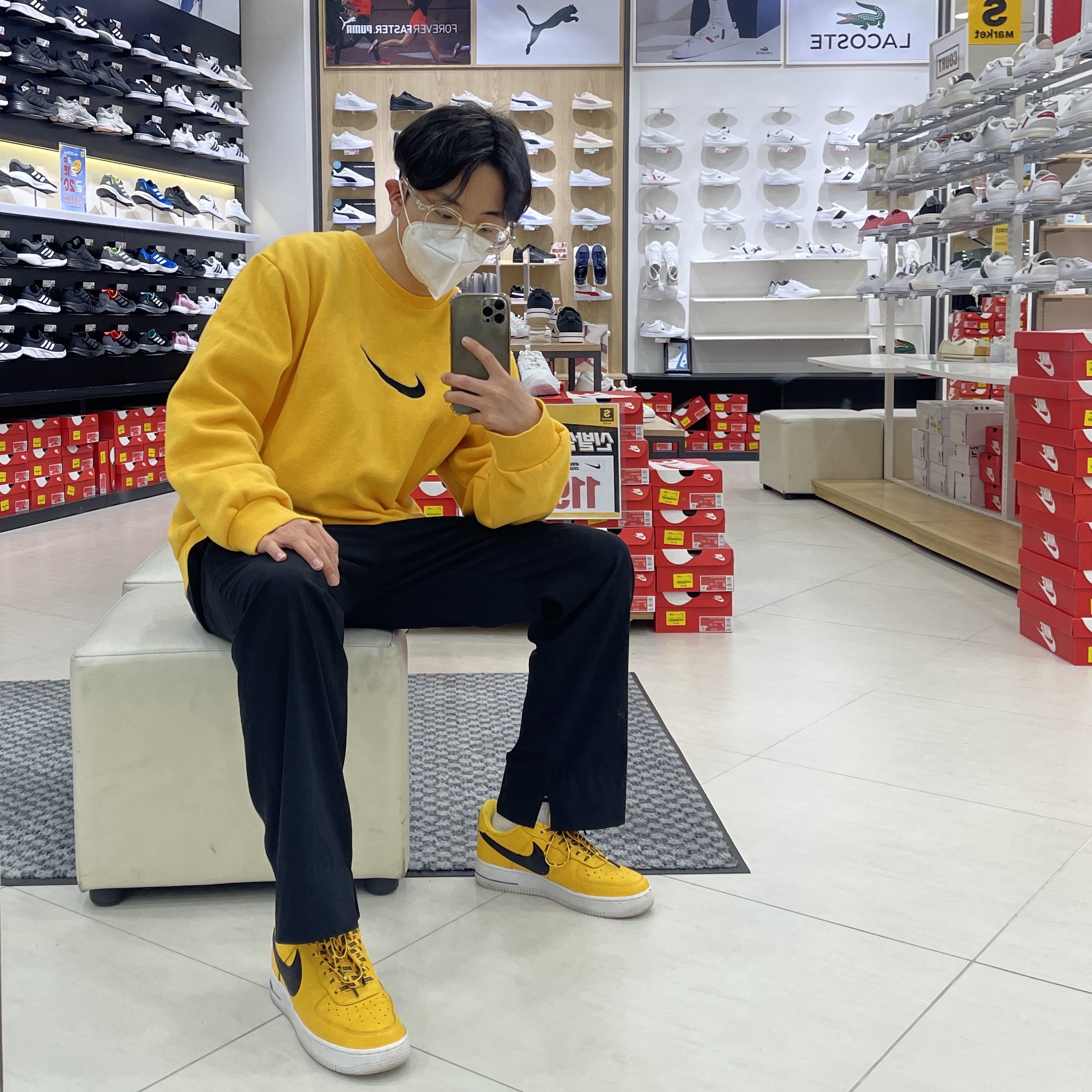 Nike Air Force 1 Low NBA Amarillo 착용 스타일