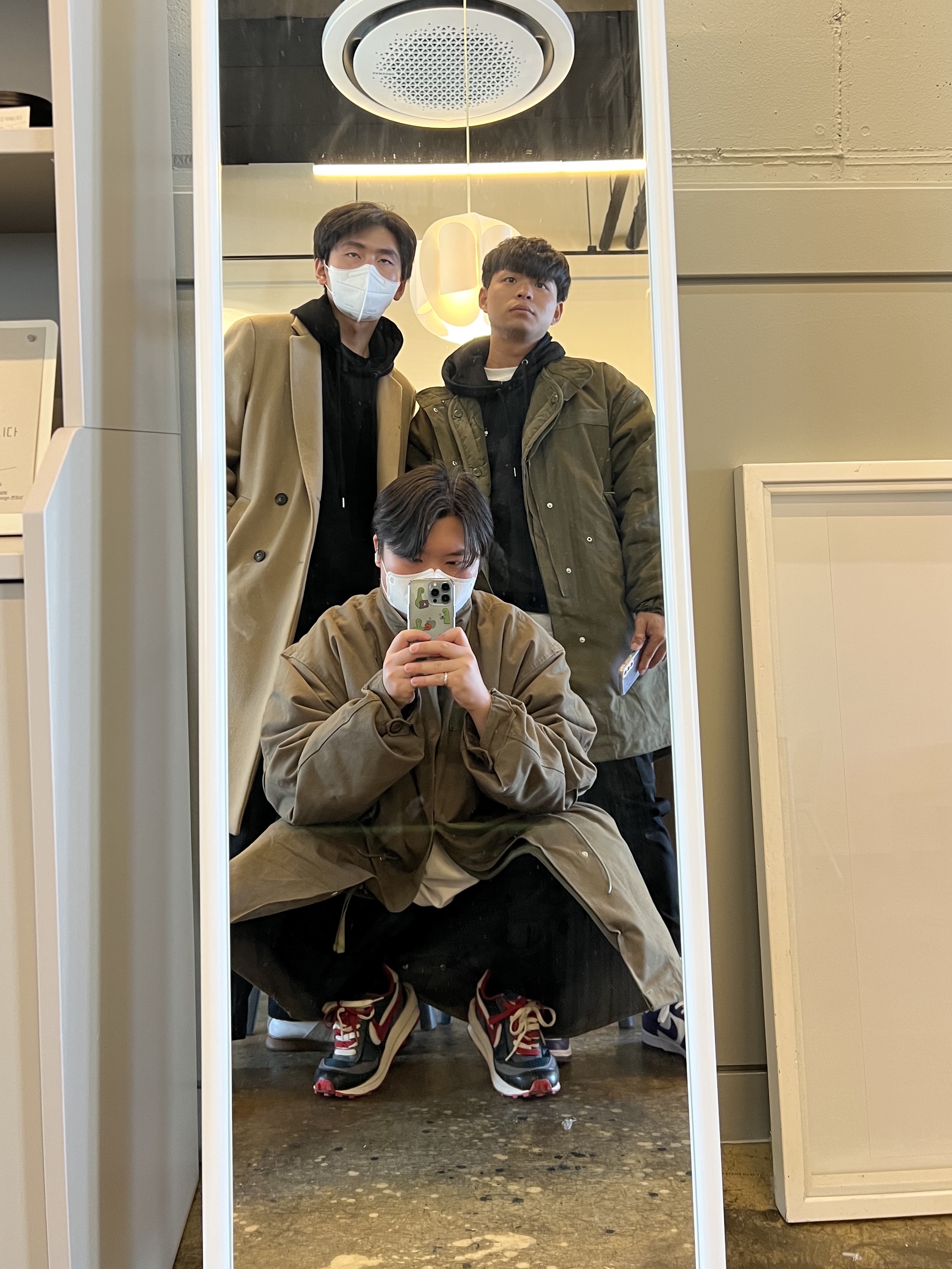 Nike x Sacai x Undercover LDWaffle Midnight Spruce University Red 착용 스타일