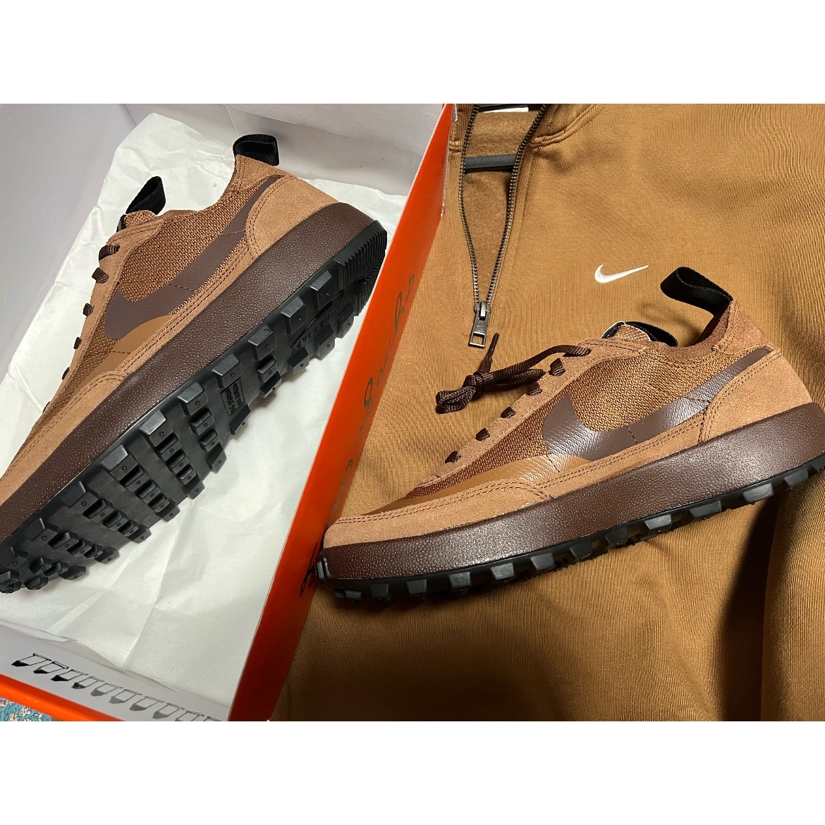 Nike x Tom Sachs General Purpose Shoe Brown, Nike NRG Solo Swoosh Heavy Weight BB Quarter Zip Top Ale Brown - Asia 착용 스타일
