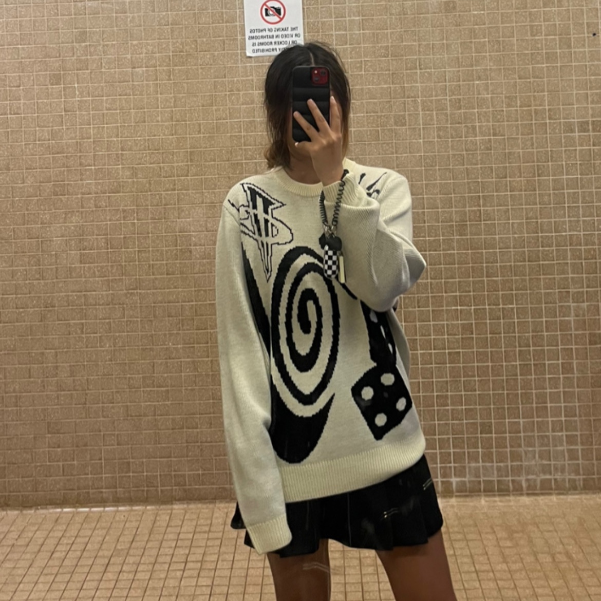 Nike x Stussy NRG LS Knit Sweater Fossil (DR2893-238), Stussy Domino Keychain Natural 착용 스타일 - 1