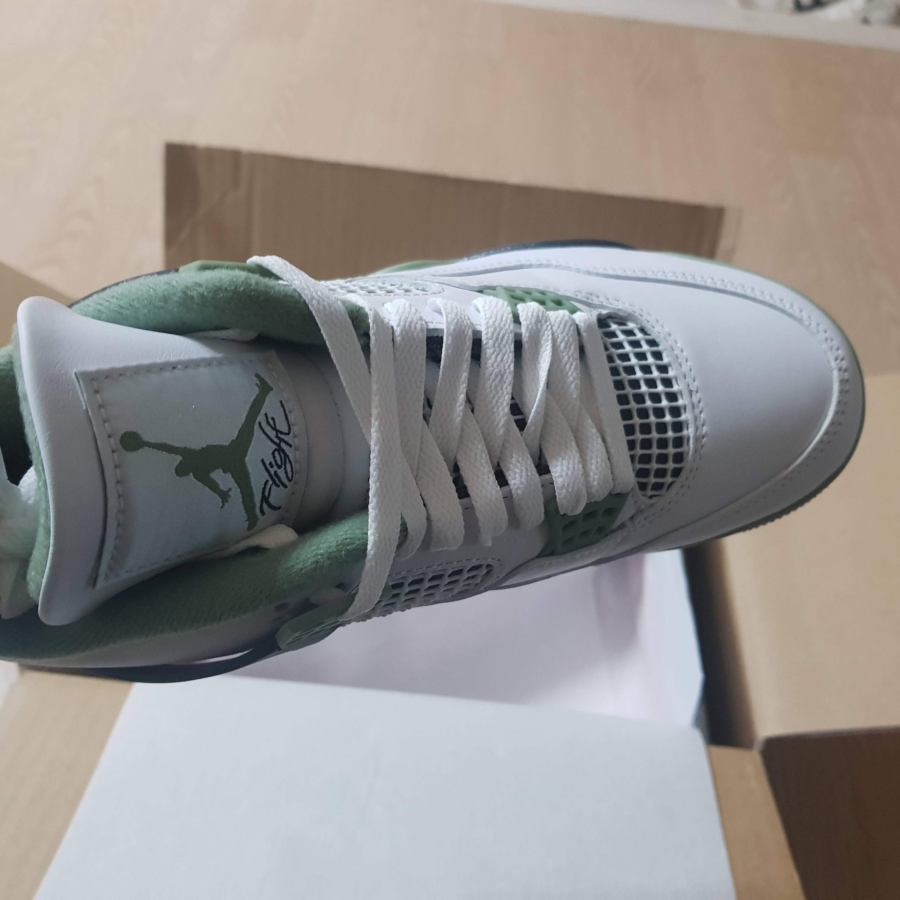 (W) Jordan 4 Retro Oil Green 착용 스타일 - 4