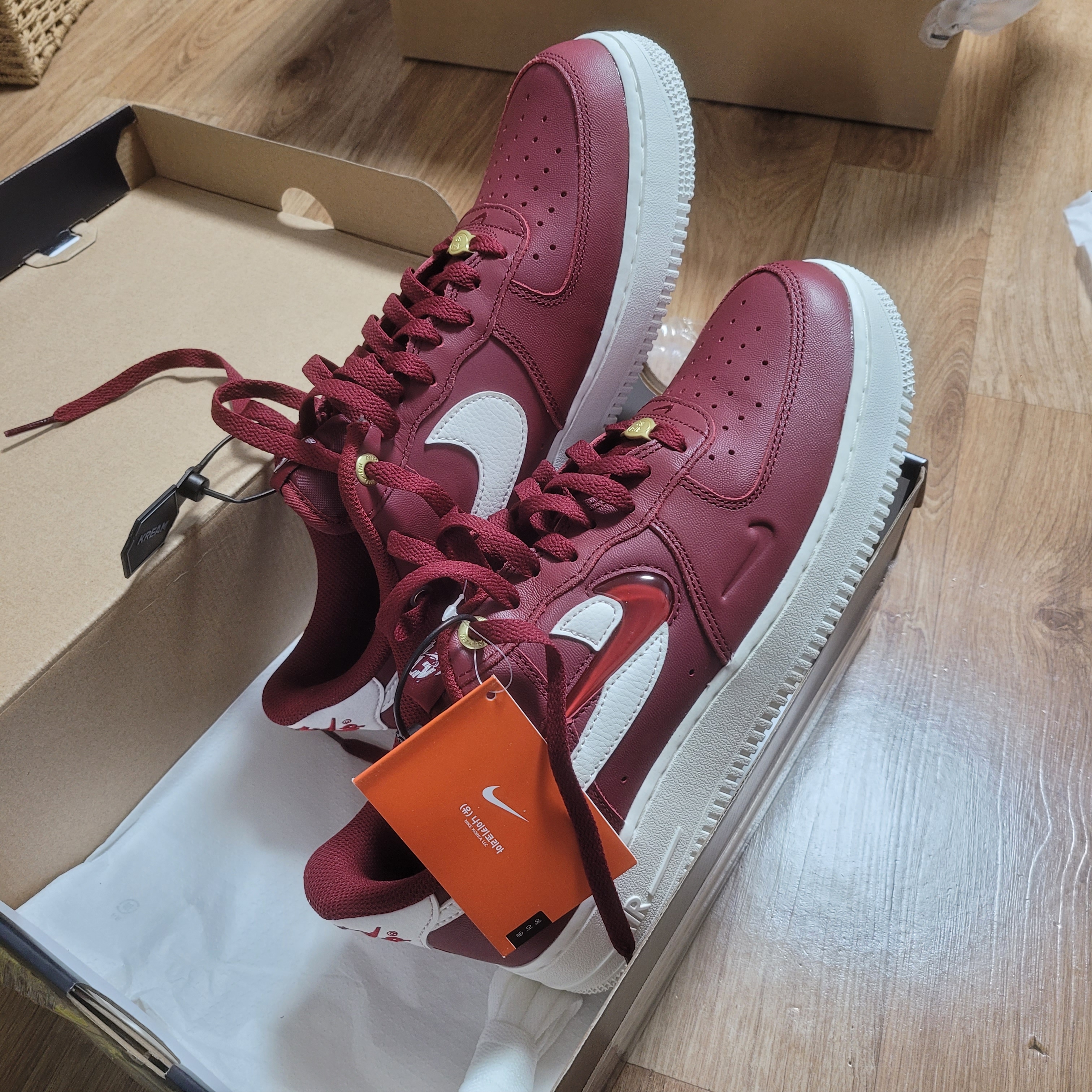 Nike Air Force 1 '07 PRM 40th Anniversary Join Forces Team Red 착용 스타일