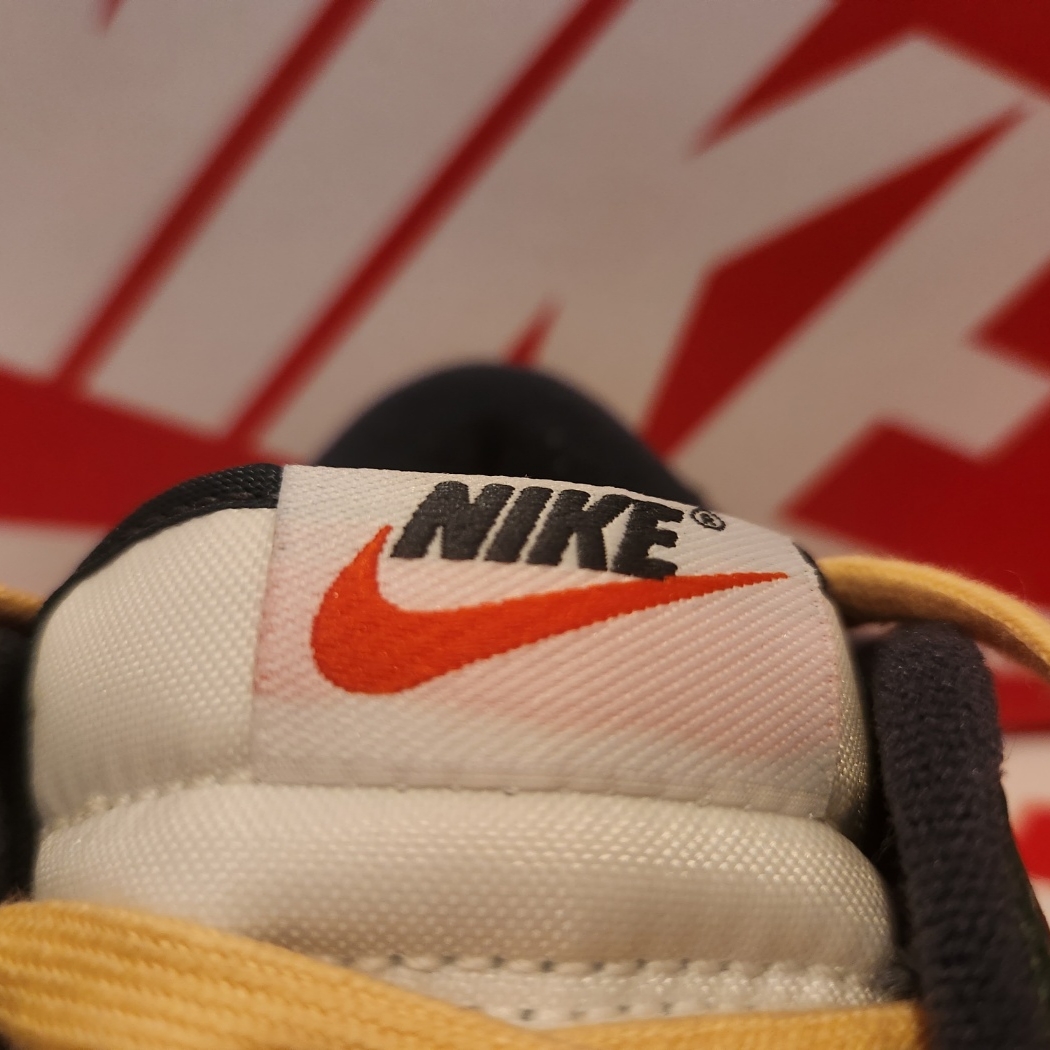 (W) Nike Dunk Low SE Opti Noble Green 착용 스타일 - 3