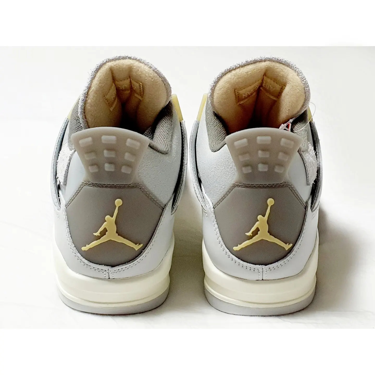 Jordan 4 Retro SE Craft 착용 스타일 - 5