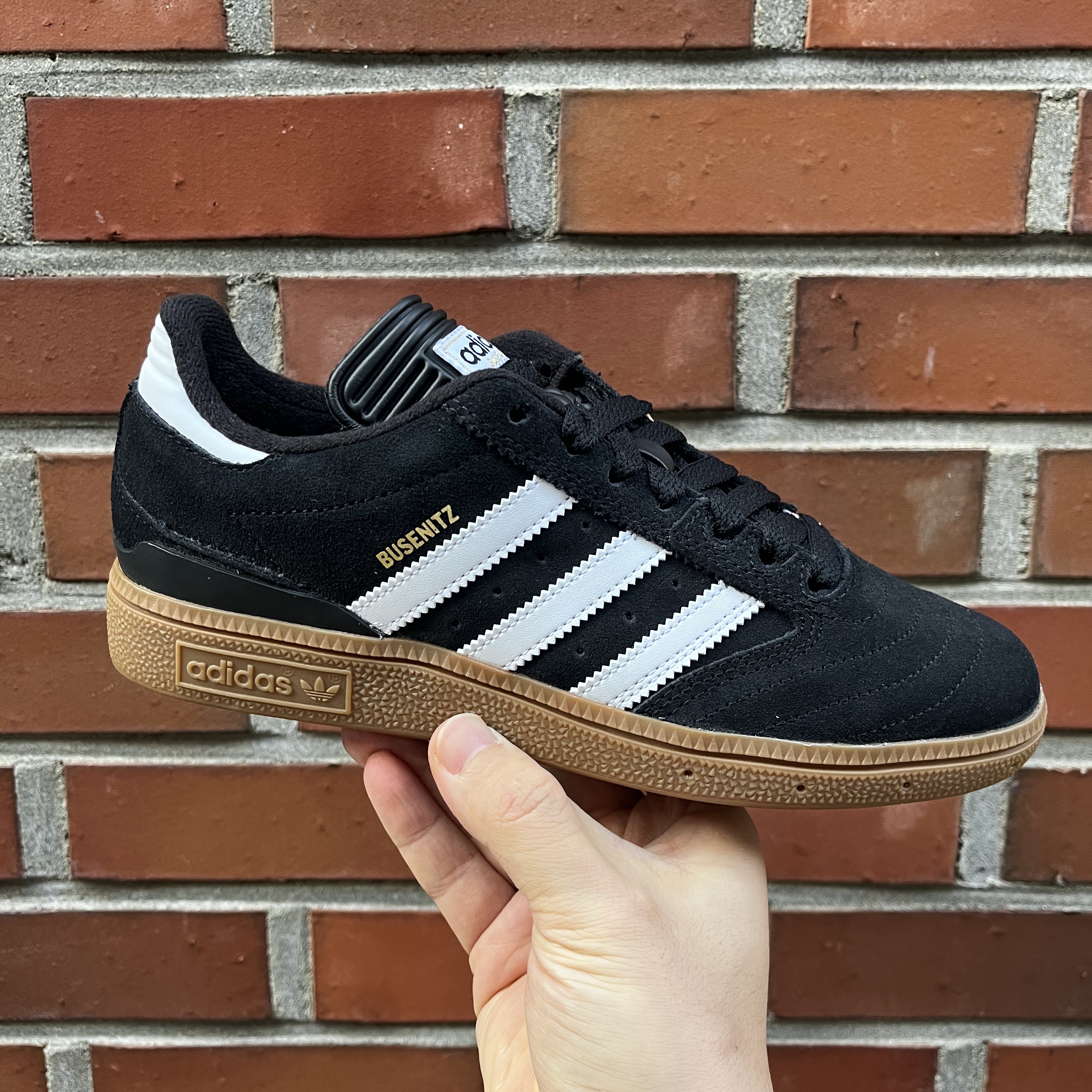 Adidas Busenitz Pro Core Black 착용 스타일
