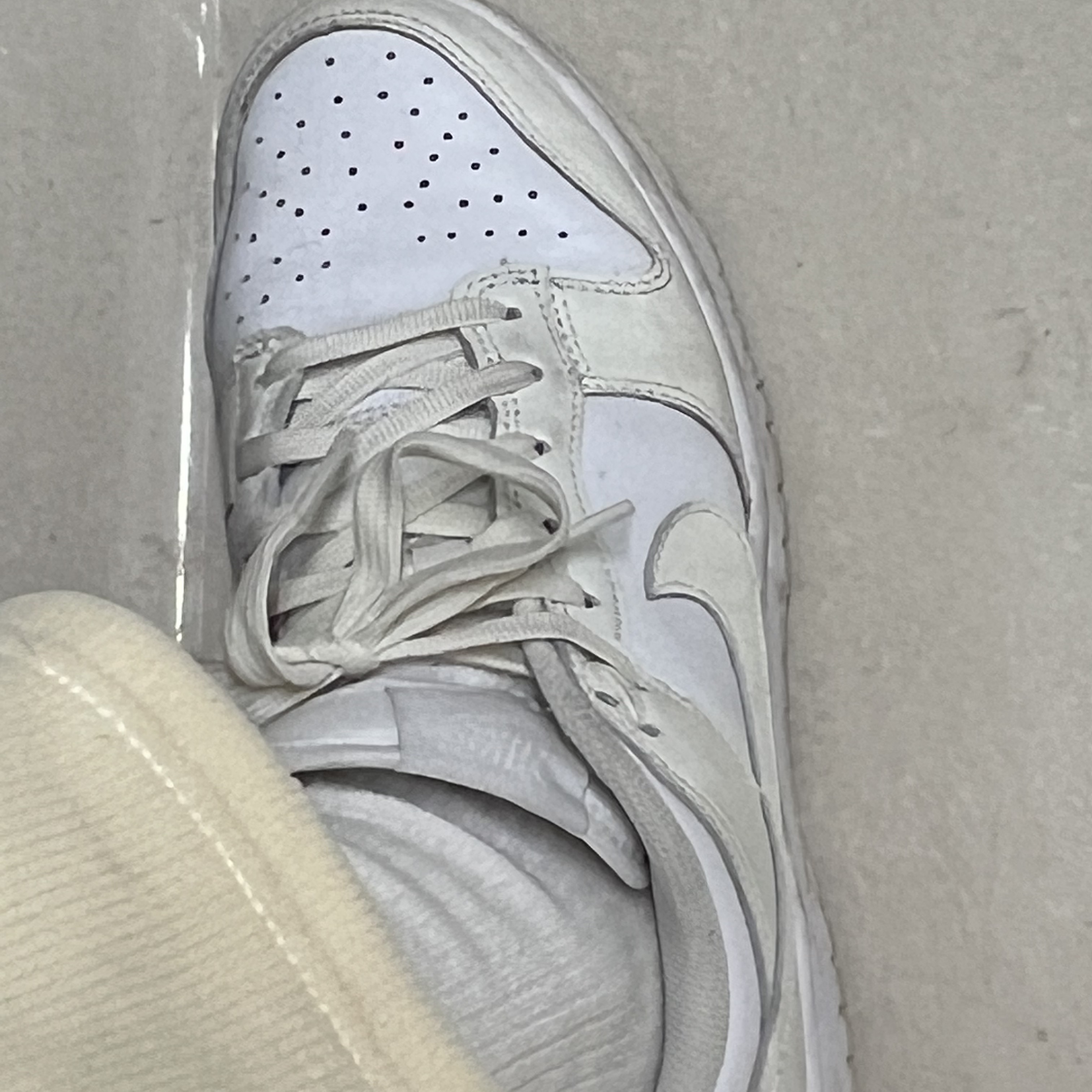 (W) Nike Dunk Low White and Sail 착용 스타일