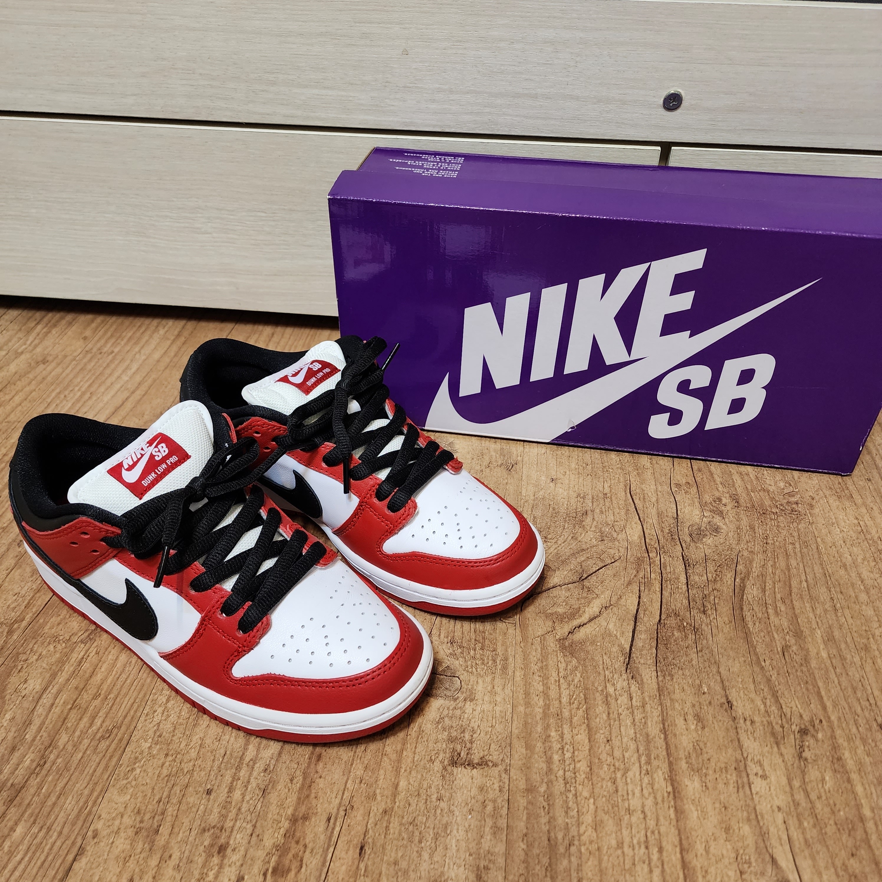 Nike SB Dunk Low Pro Chicago 착용 스타일