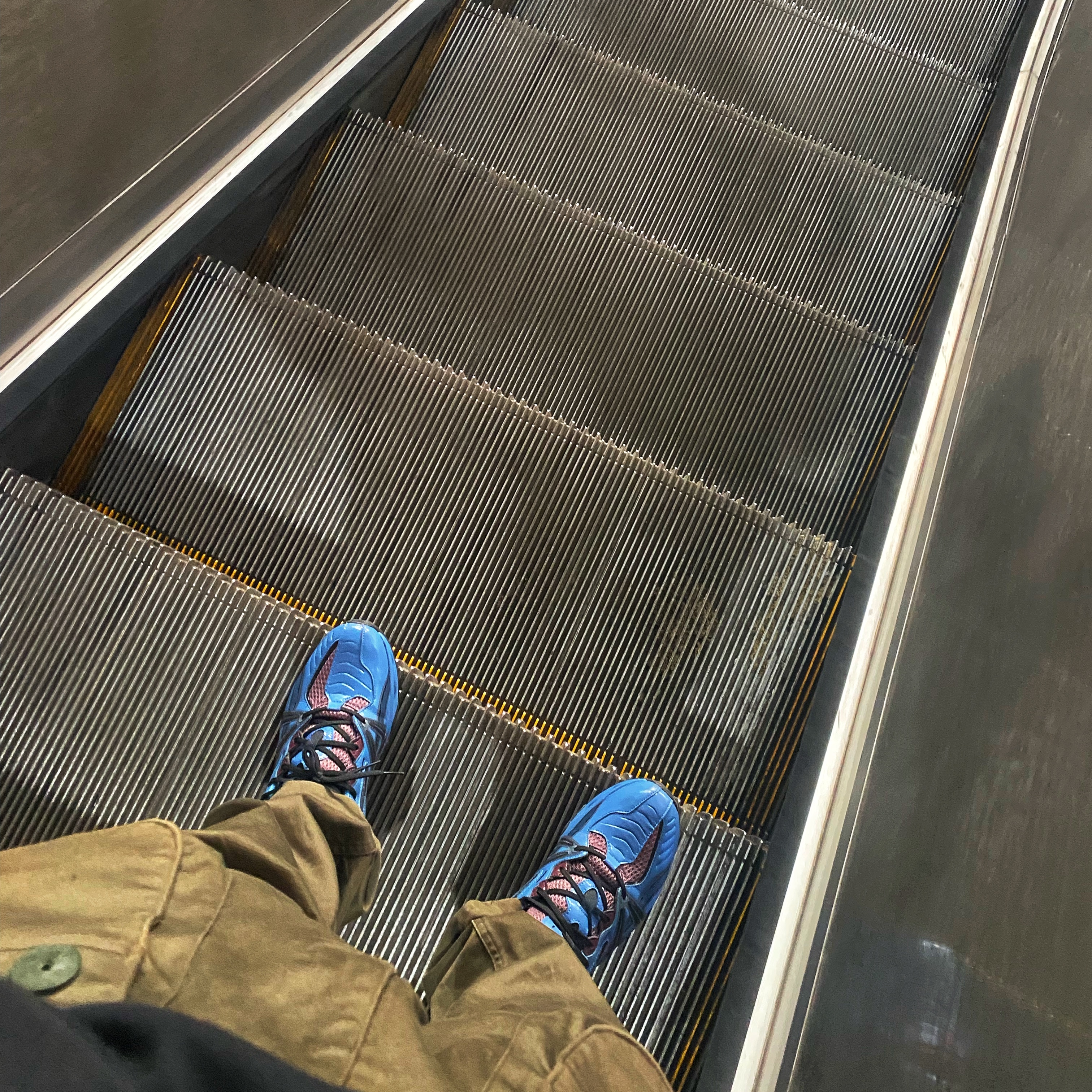 Asics HN2-S Protoblast Azure 착용 스타일