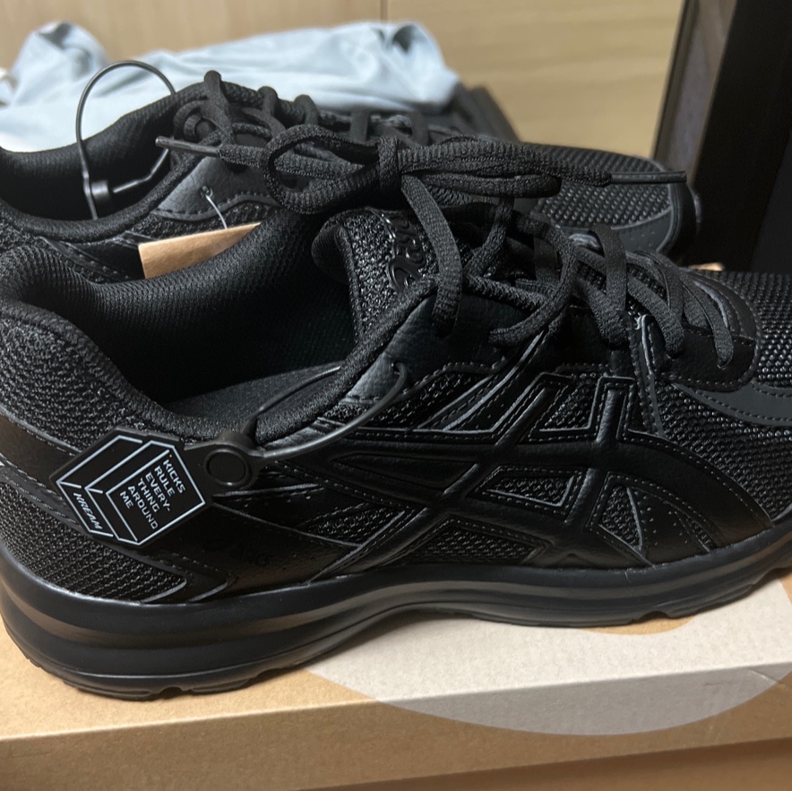 Asics Jog 100 S Black - 2E Wide 착용 스타일