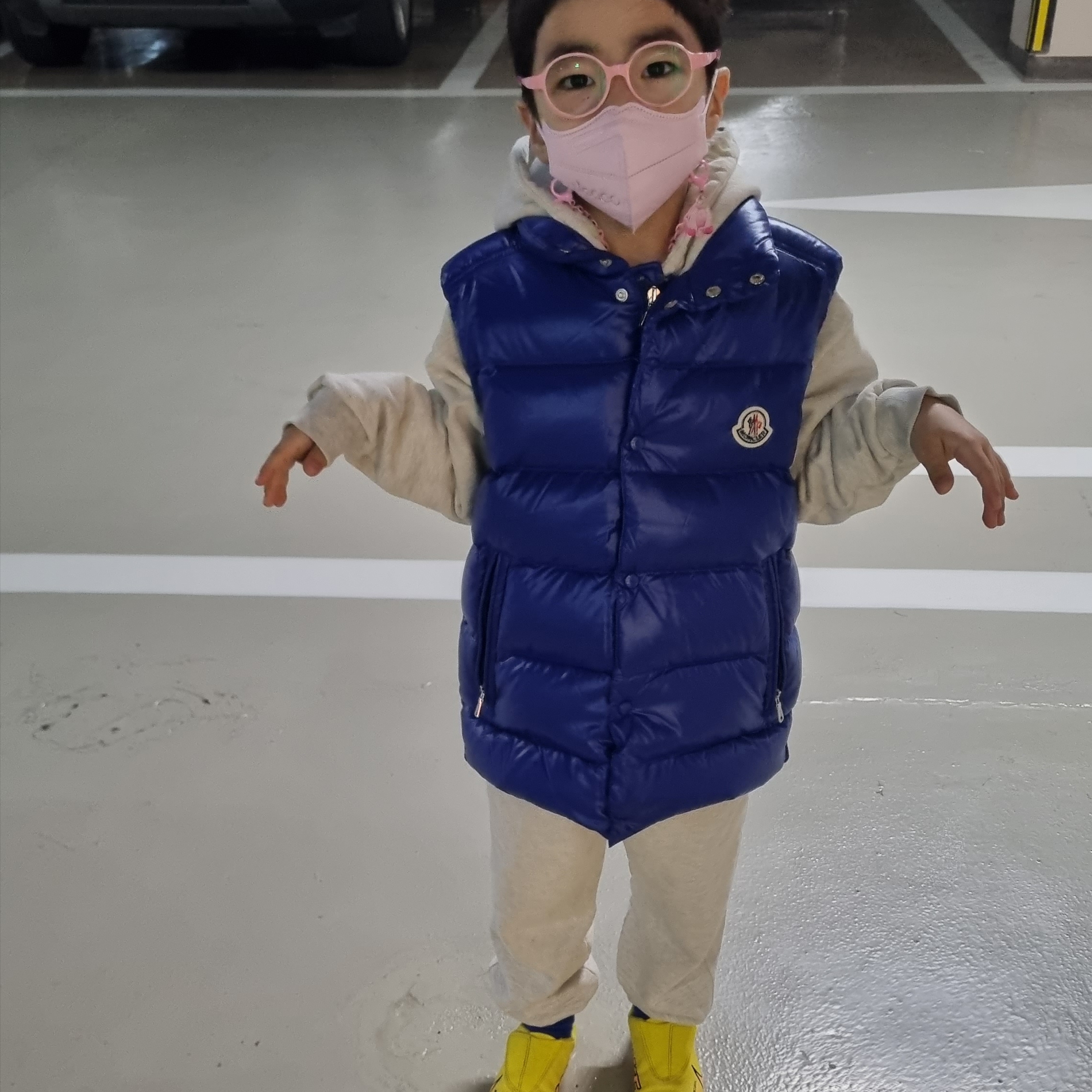 (Kids) Moncler Tib Down Vest Scarlet Red - 22FW, Nike Zoom Mercurial Vapor 15 Pro TF Yellow Strike 착용 스타일