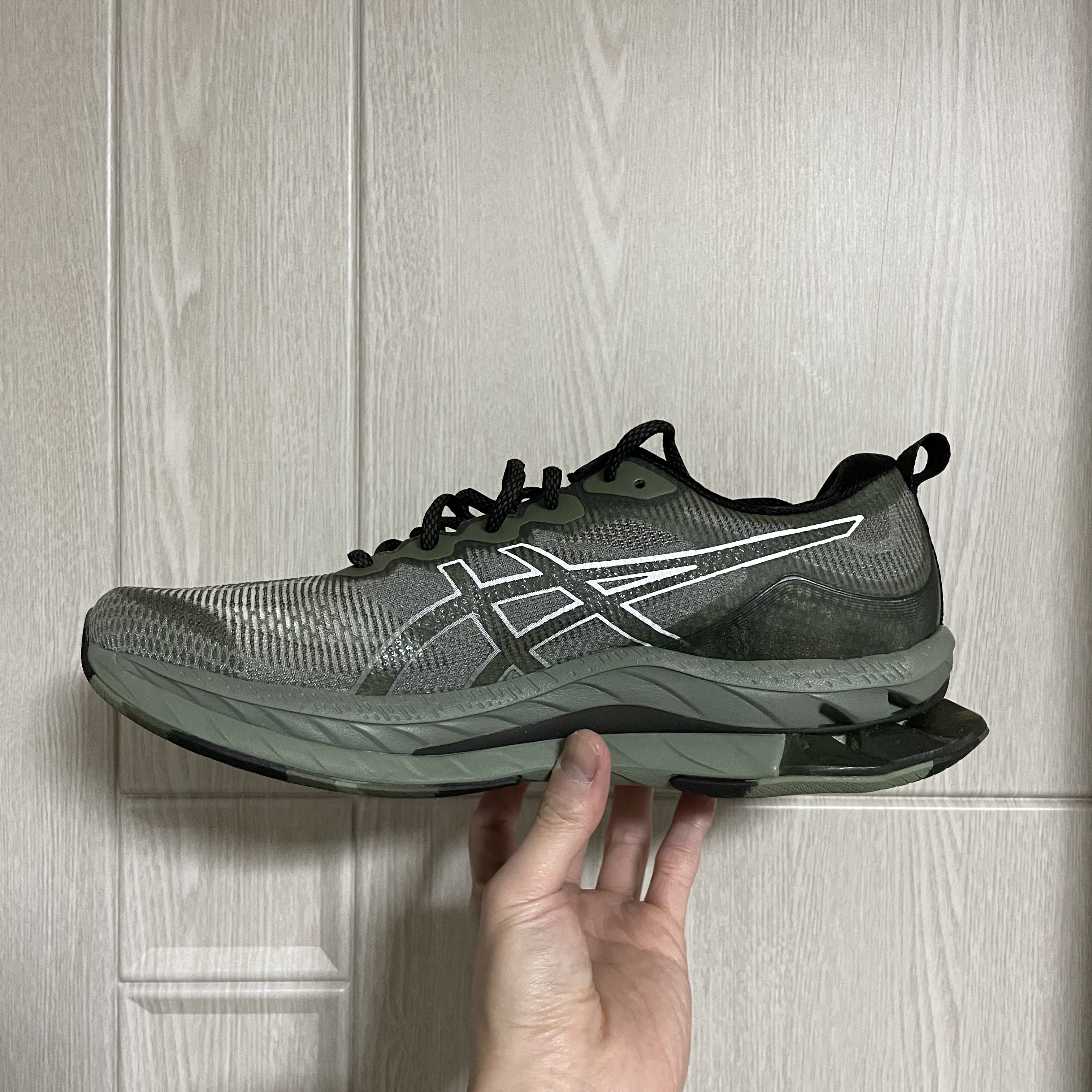 Asics Gel-Kinsei Blast LE Linchen Green White 착용 스타일 - 2