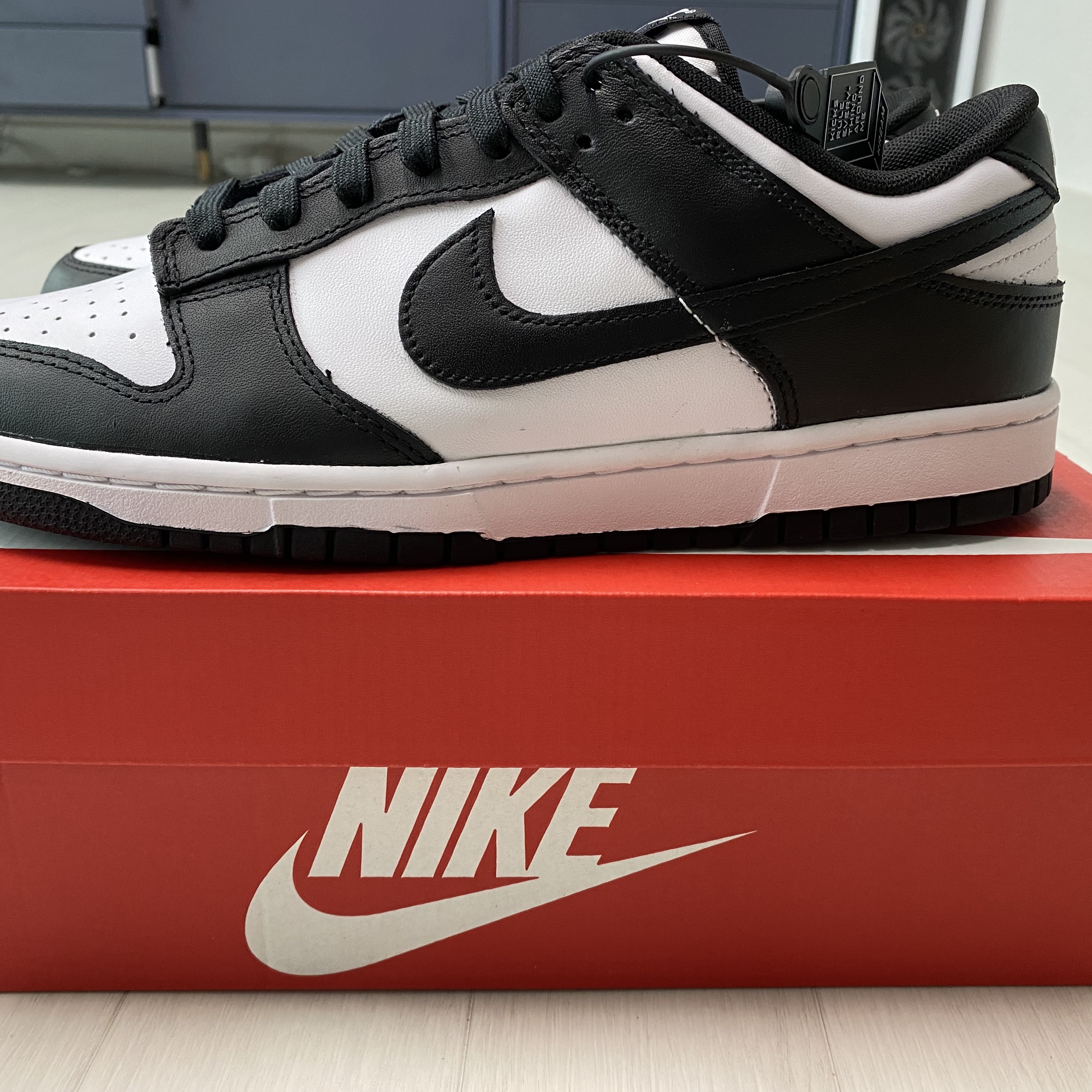 Nike Dunk Low Retro Black 착용 스타일