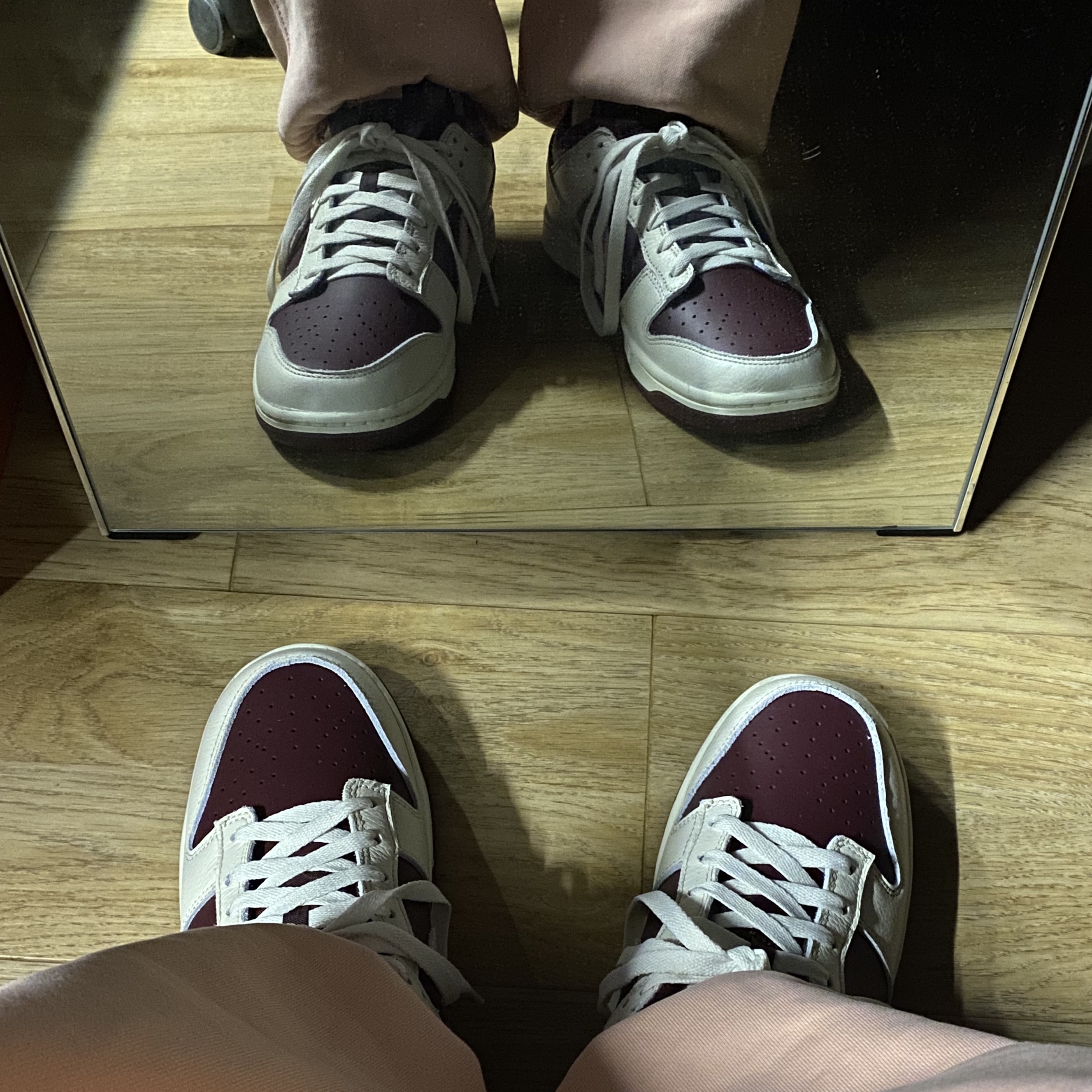 NIke Dunk Low Retro Night Maroon and Medium Soft Pink, (W) Nike NRG Solo Swoosh Fleece Pants Bleached Coral - US/EU 착용 스타일 - 2