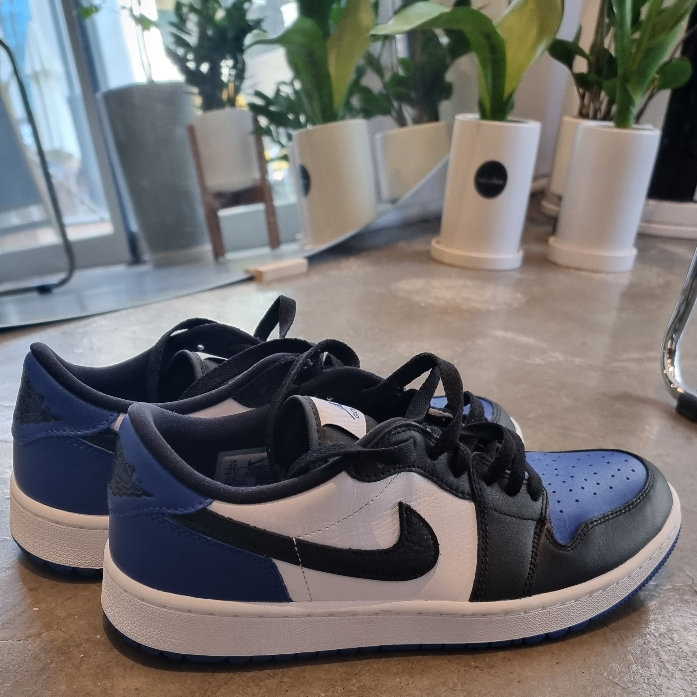 Jordan 1 Low Golf Sport Royal 착용 스타일 - 2