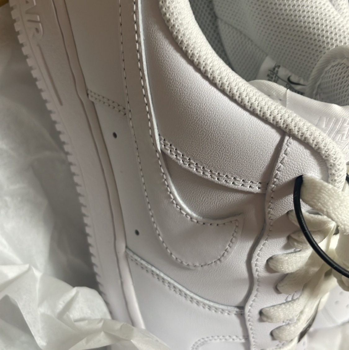 Nike Air Force 1 '07 Low White 착용 스타일 - 2