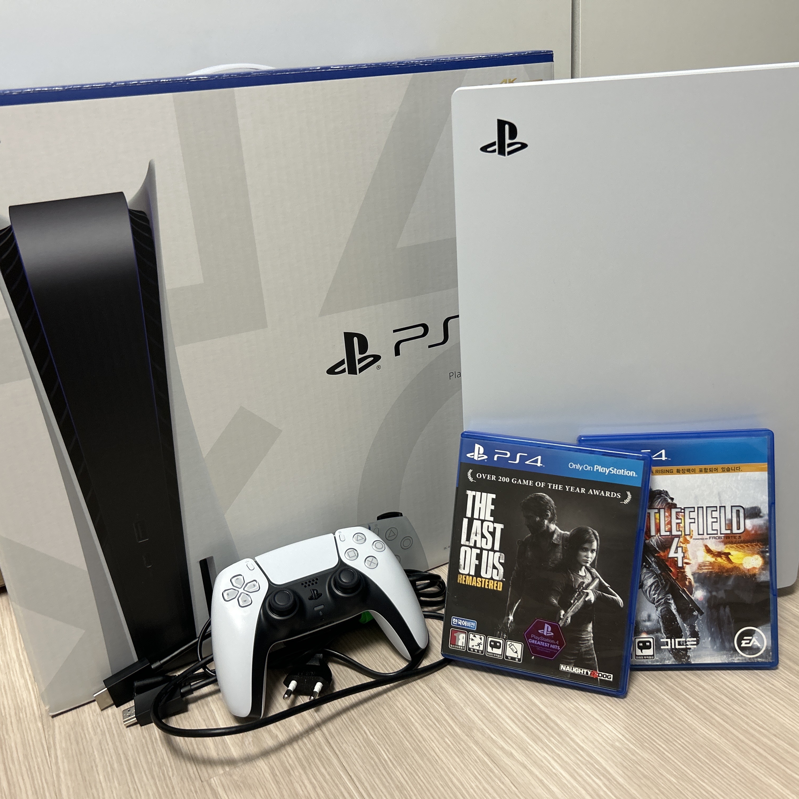 Playstation 5 Blu-ray Edition (SIEK 220V) 착용 스타일 - 2