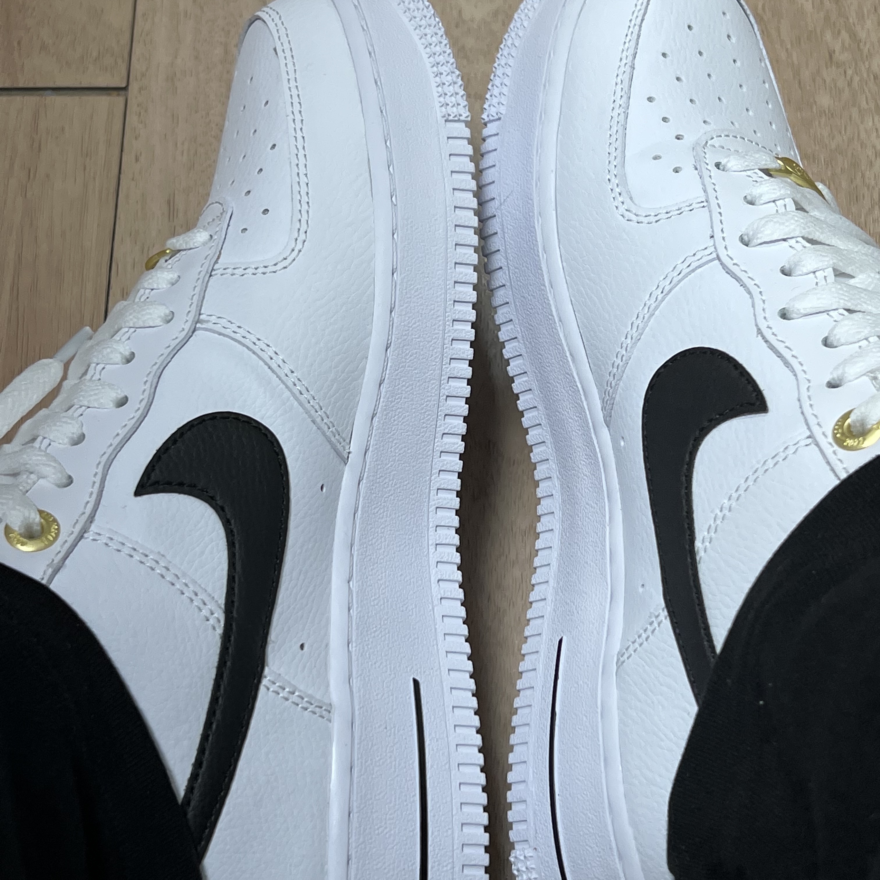 Nike Air Force 1 '07 LV8 40th Anniversary Join Forces White Black 착용 스타일