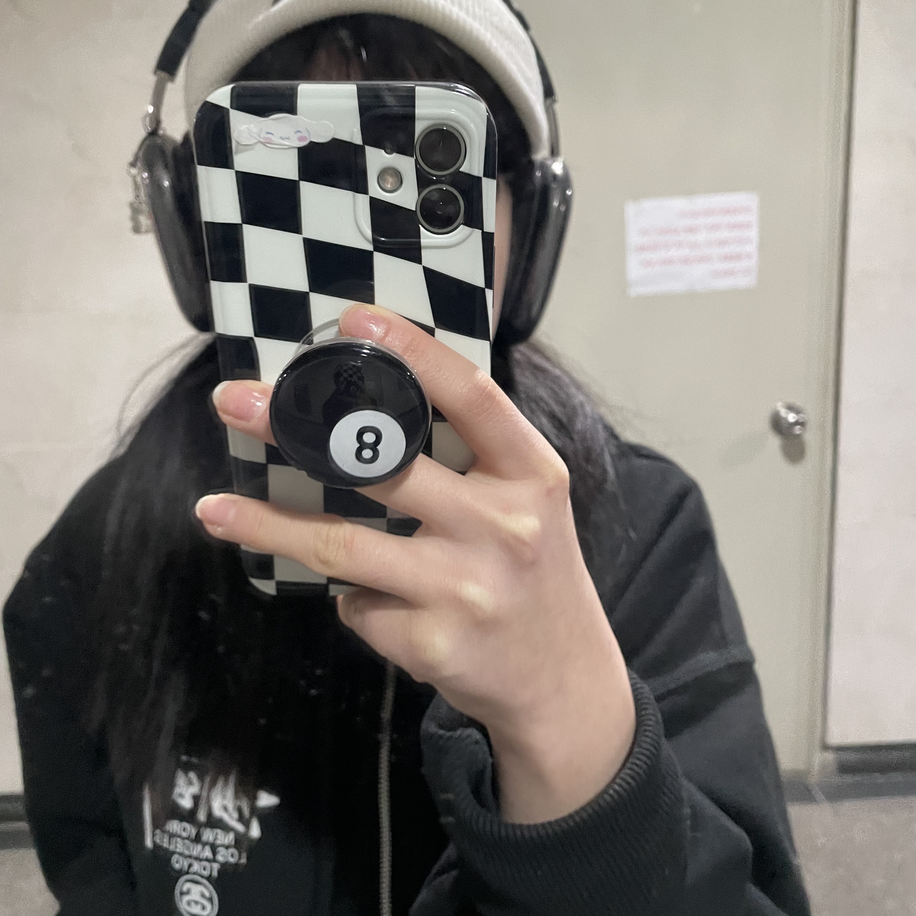 Nike x Stussy NRG Cuffed Beanie Summit White, Stussy World Tour Zip Hoodie Black 2022 착용 스타일 - 3