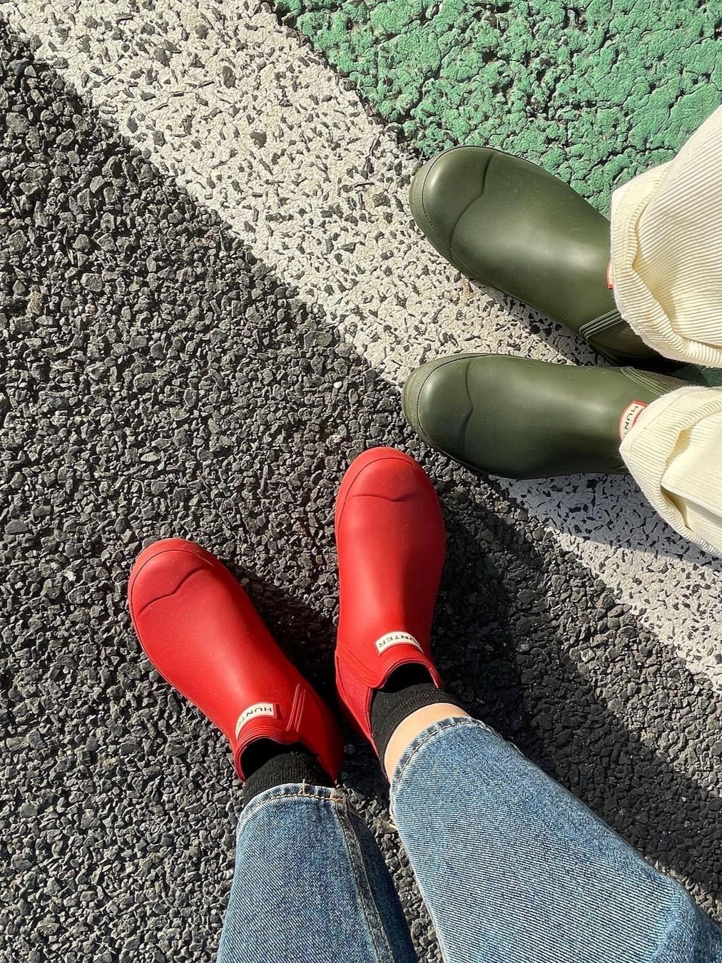 Hunter Commando Chelsea Boots Dark Olive 착용 스타일