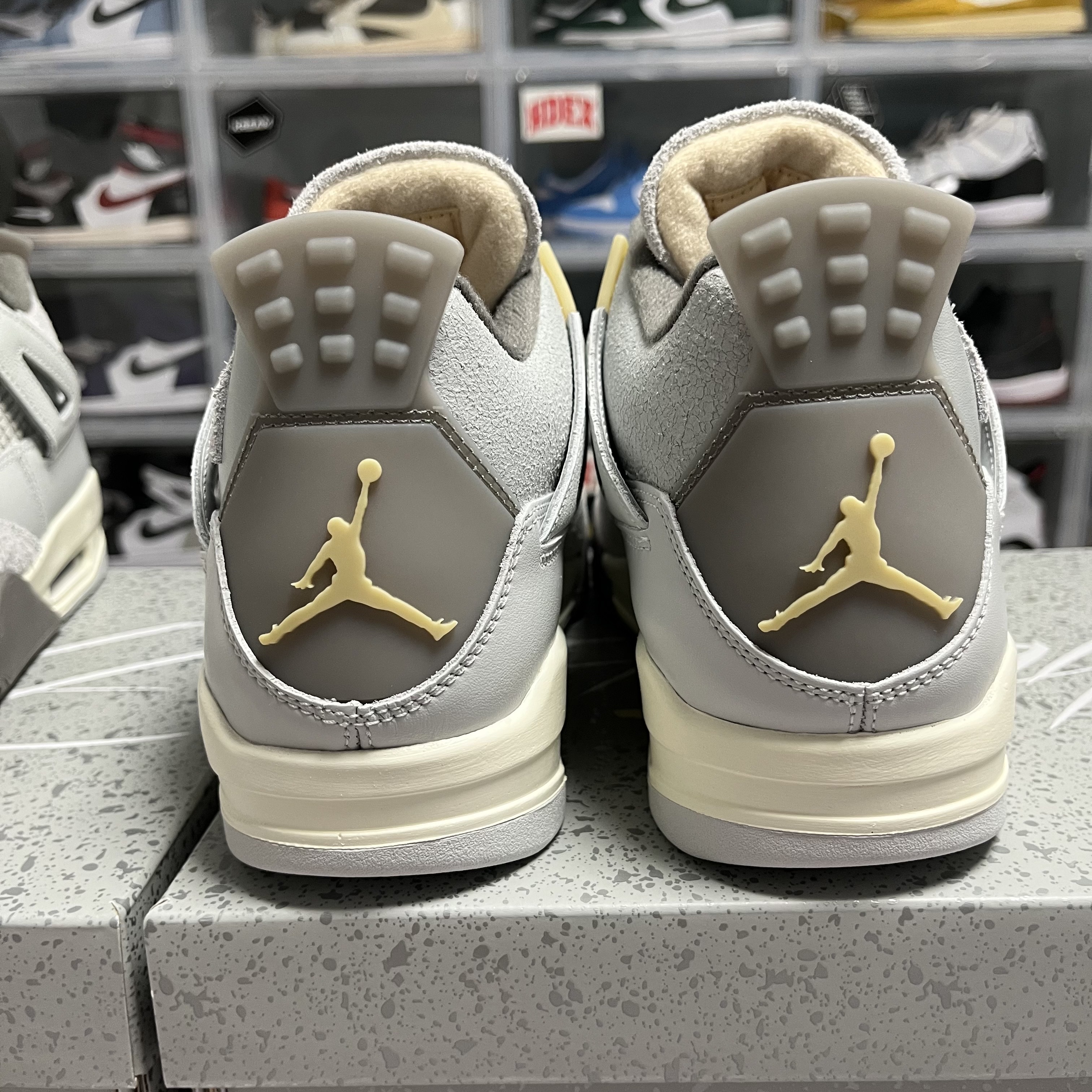 Jordan 4 Retro SE Craft 착용 스타일 - 4