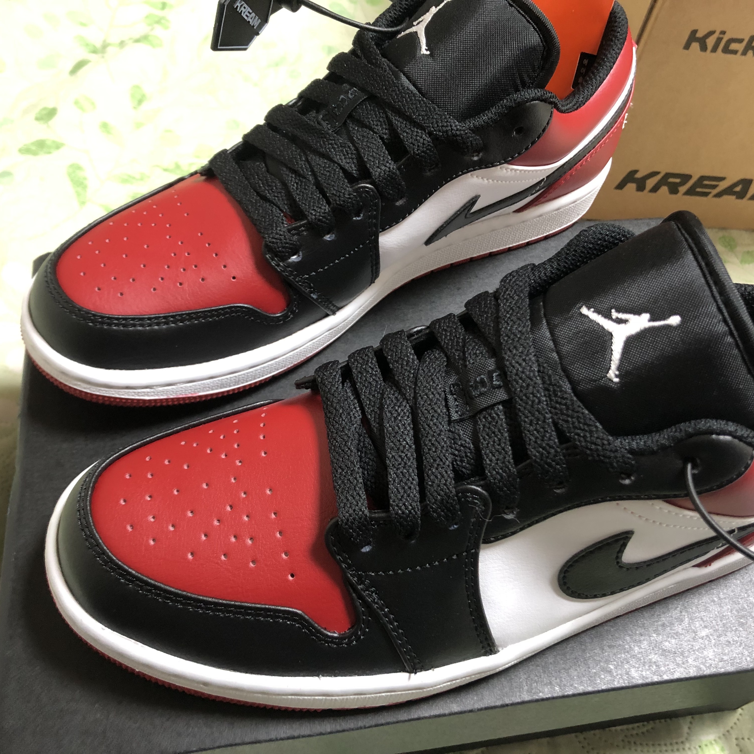 Jordan 1 Low Bred Toe 착용 스타일 - 1