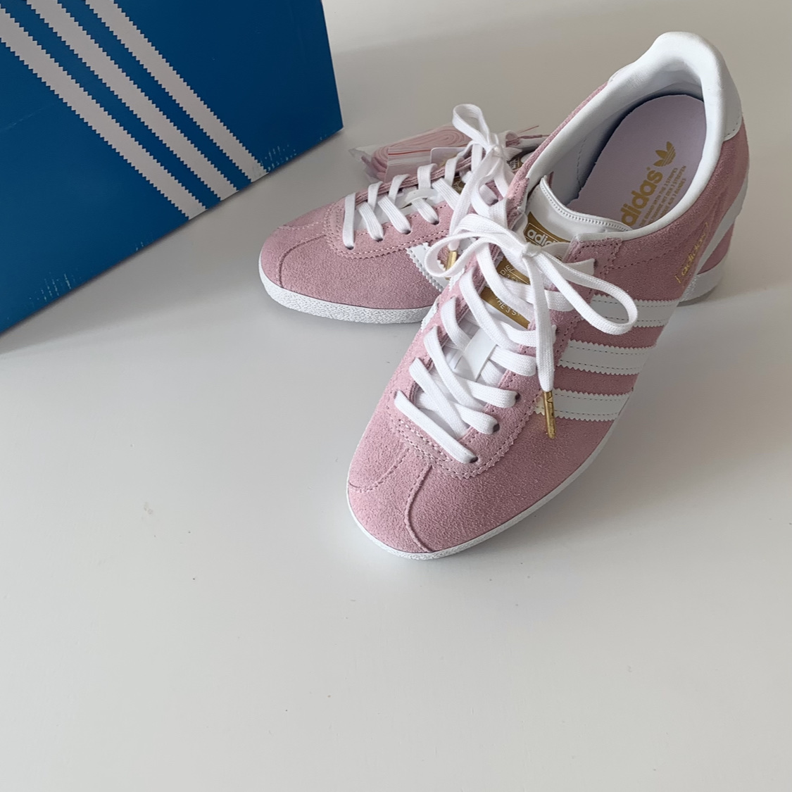 Adidas Gazelle OG Clear Pink 착용 스타일 - 1