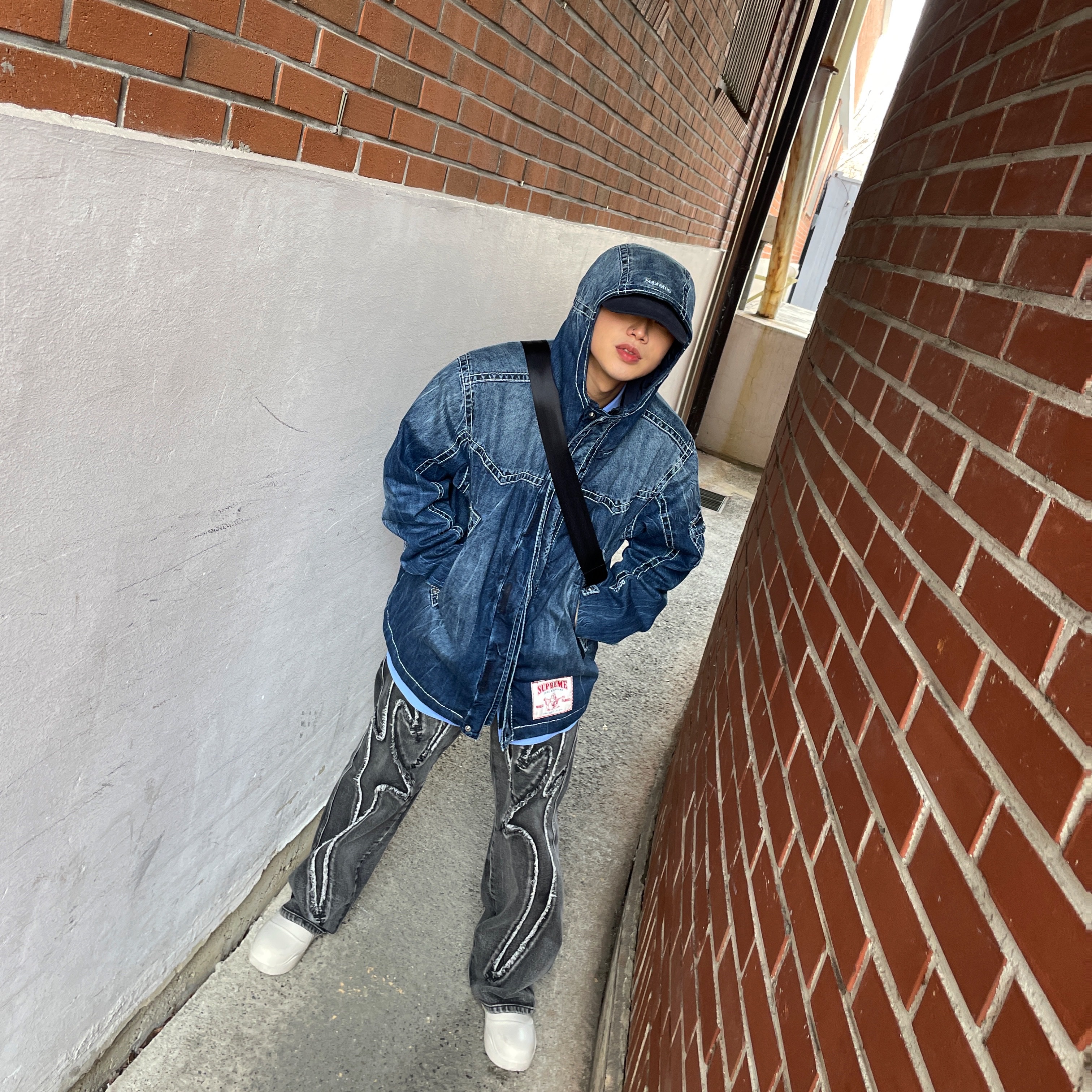 Supreme x True Religion Gore-Tex Shell Jacket Denim - 22FW 착용 스타일