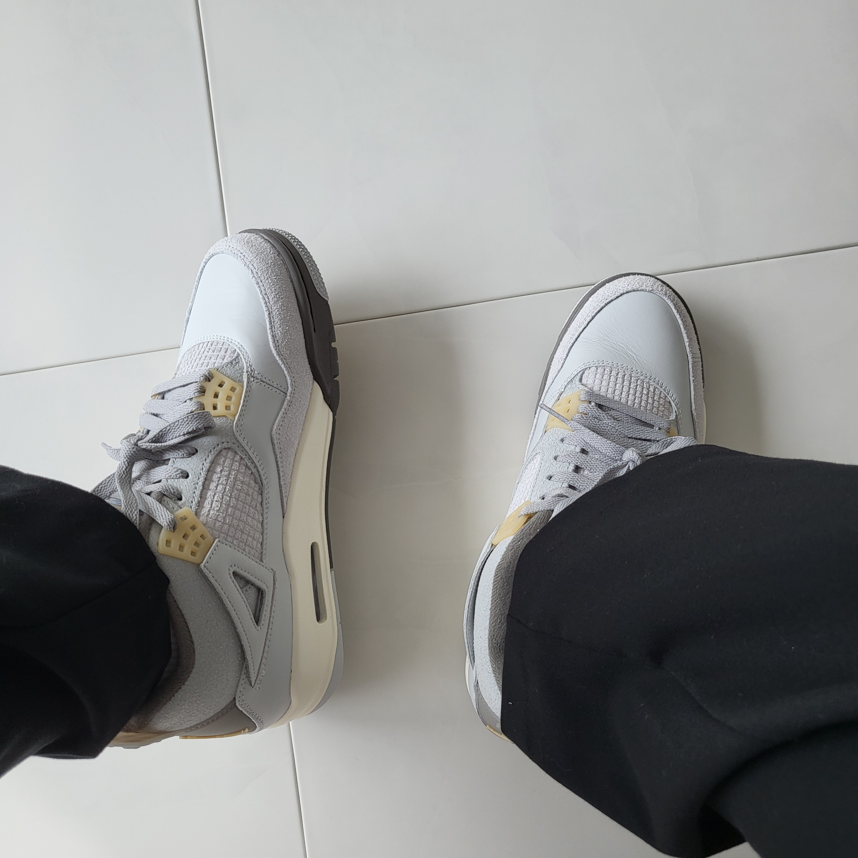 Jordan 4 Retro SE Craft 착용 스타일 - 2