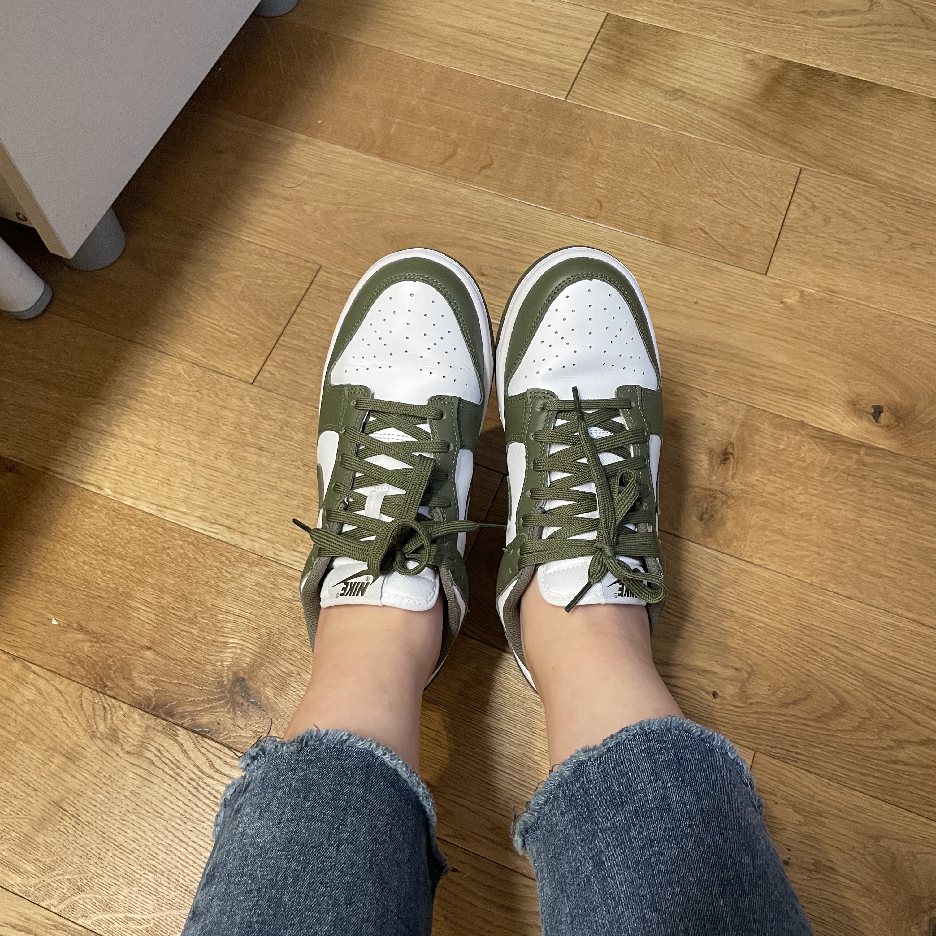 (W) Nike Dunk Low Medium Olive 착용 스타일