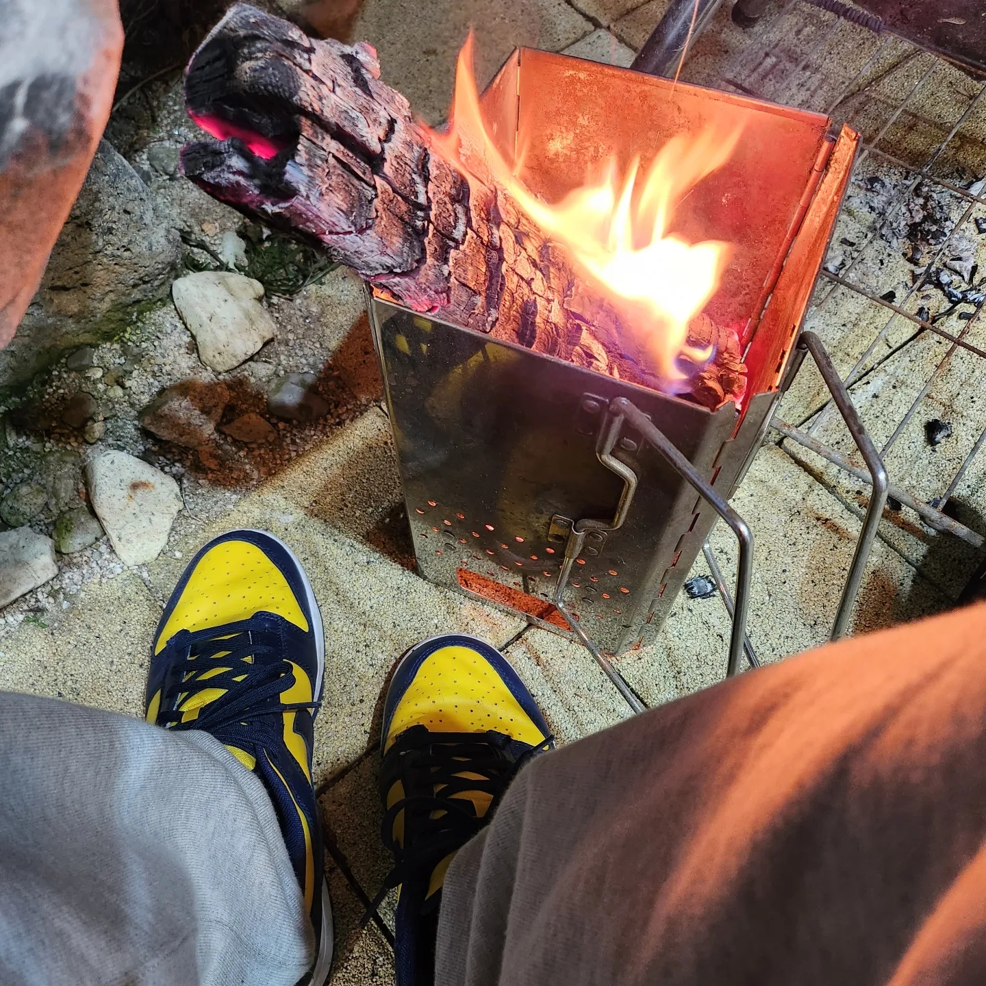 Nike Dunk Low Retro Varsity Maize 착용 스타일 - 3