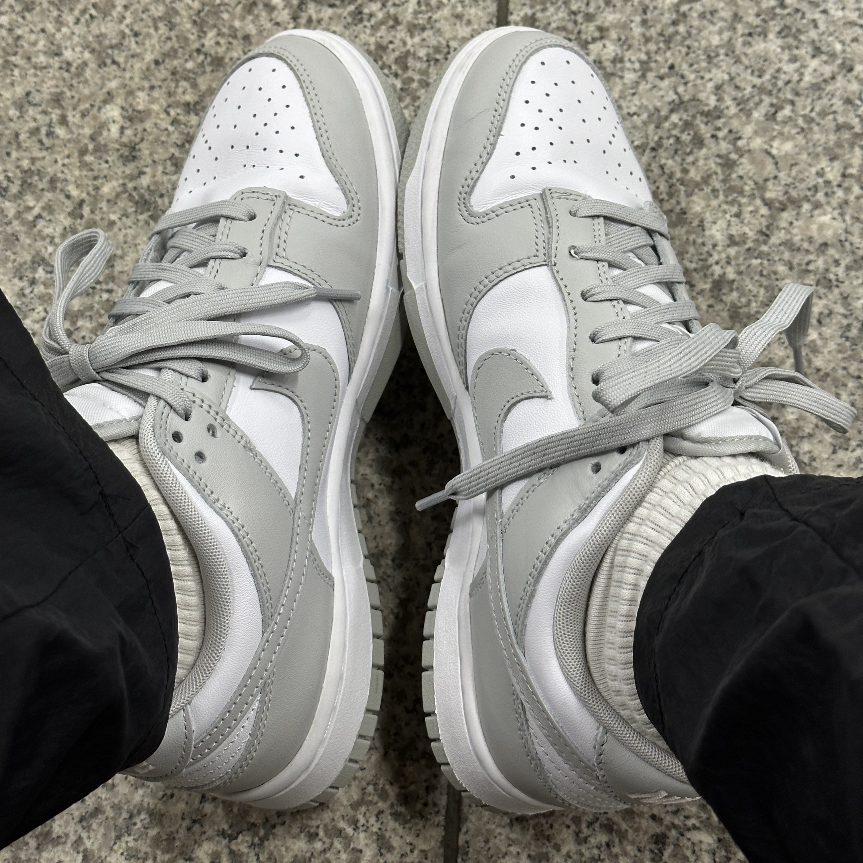 Nike Dunk Low Retro Grey Fog 착용 스타일