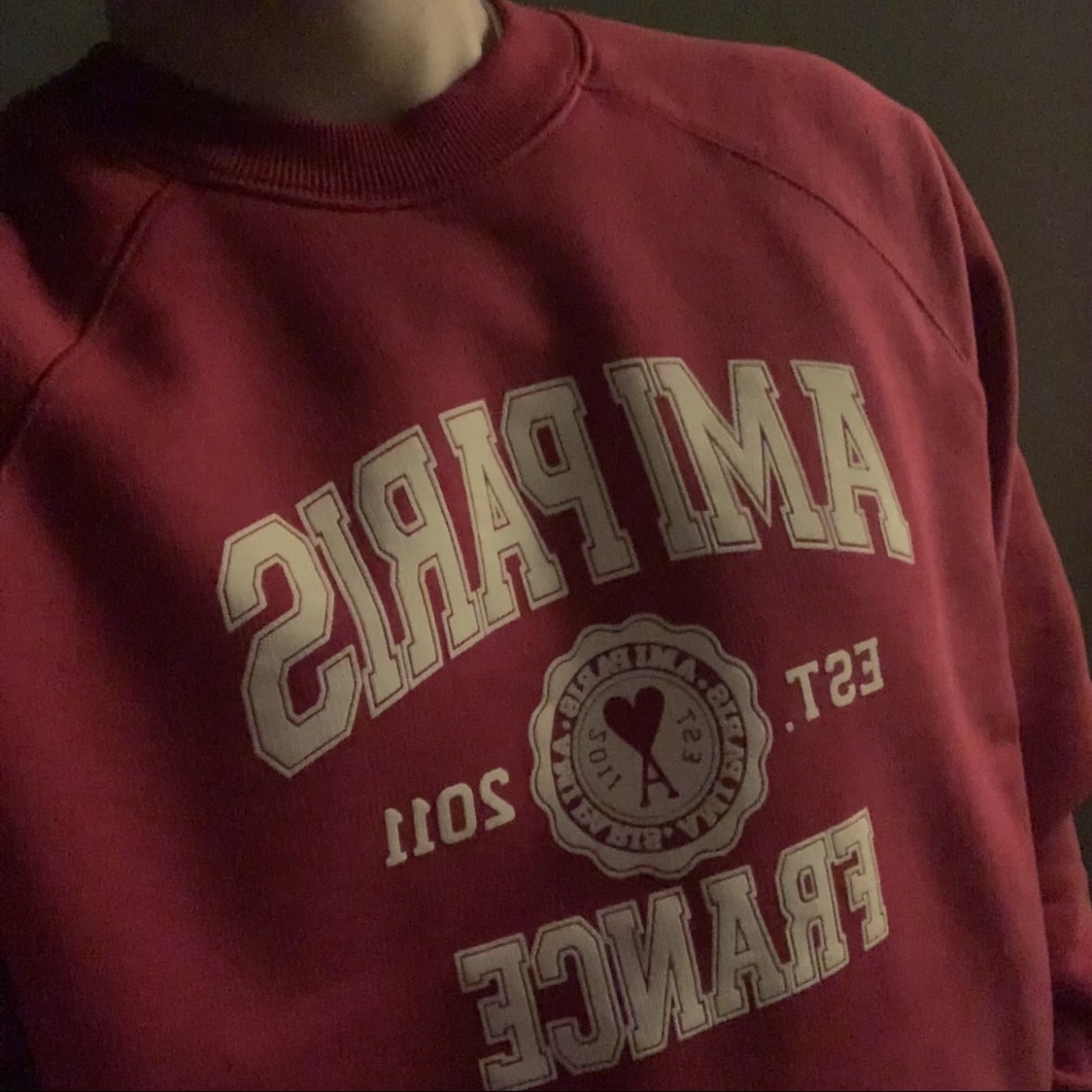 AMI Paris France Sweatshirt Red 착용 스타일