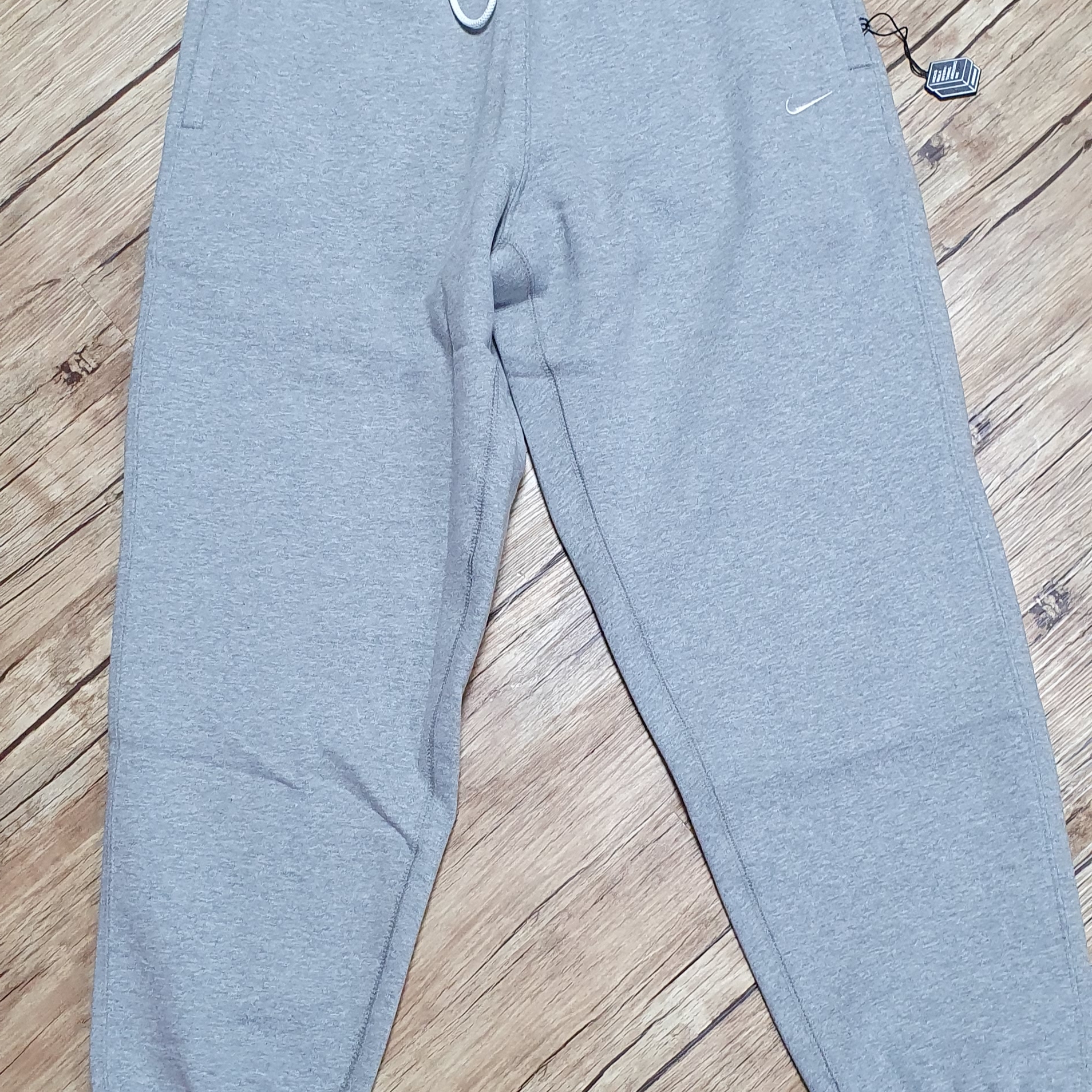 Nike NRG Solo Swoosh Fleece Pants Dark Grey Heather - Asia 착용 스타일