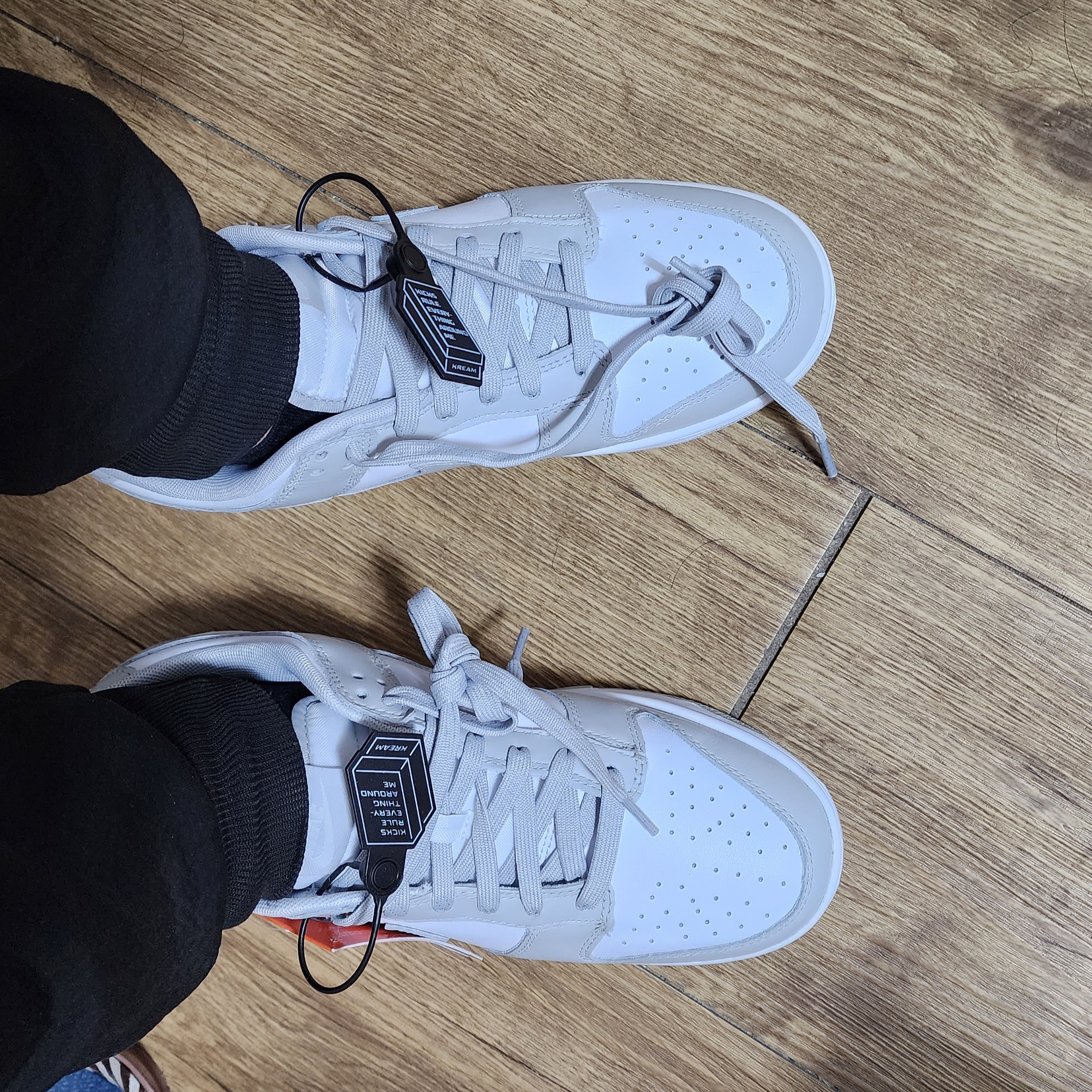 Nike Dunk Low Retro Grey Fog 착용 스타일